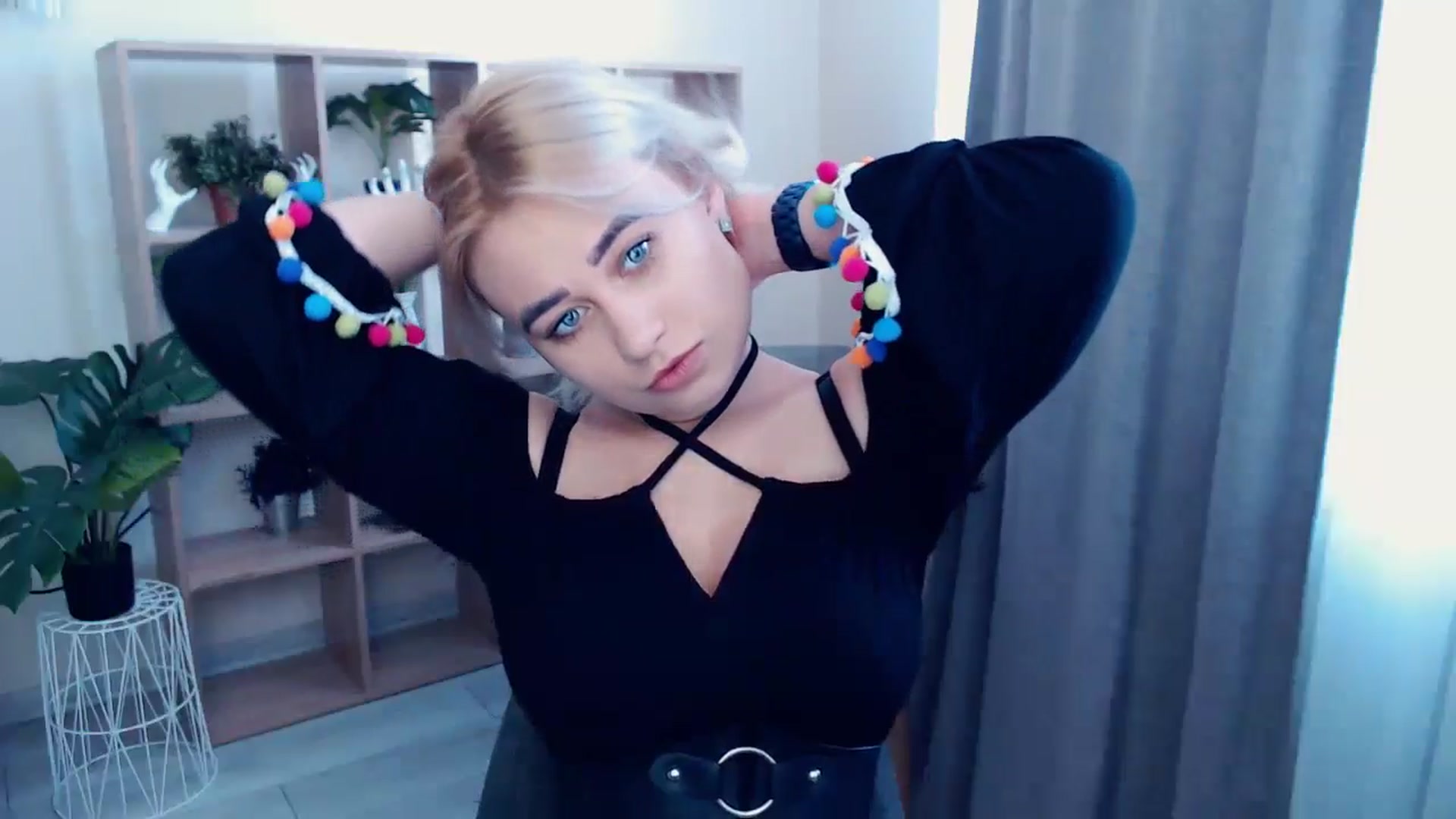 Gallery image thumbnail from Kukla_kolduna's myfreecams stream on, 05/25/2024, 11:03 image 4 of 20