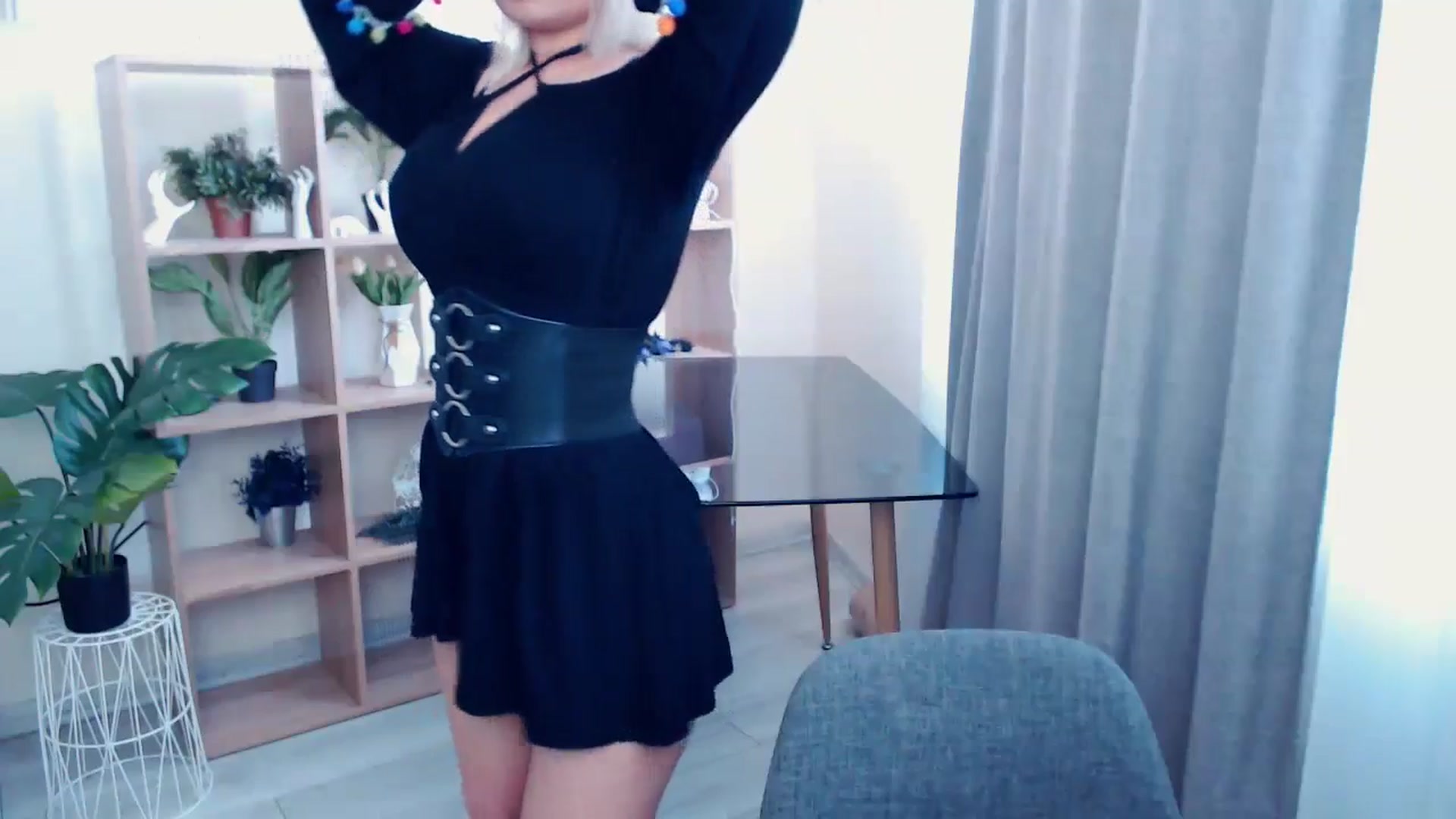 Gallery image thumbnail from Kukla_kolduna's myfreecams stream on, 05/25/2024, 13:28 image 10 of 20