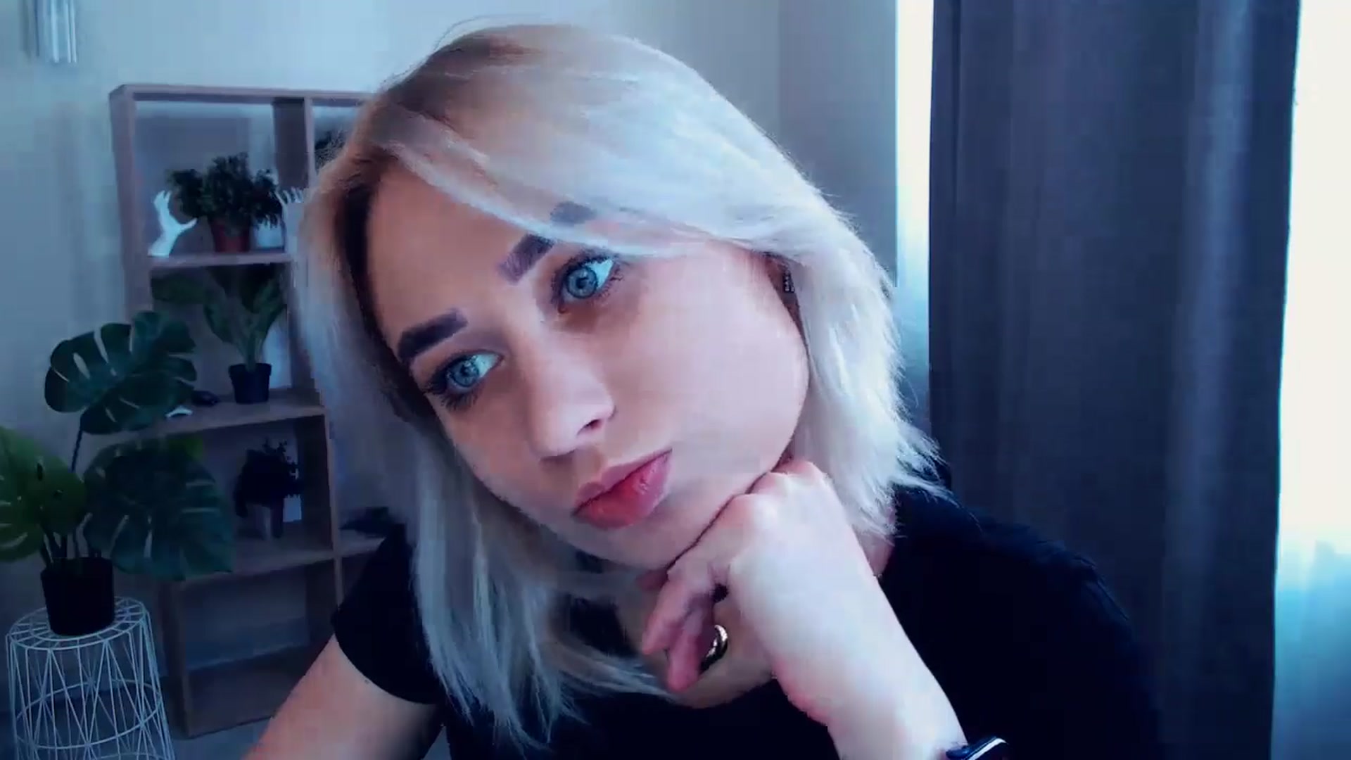 Gallery image thumbnail from Kukla_kolduna's myfreecams stream on, 05/26/2024, 09:23 image 5 of 20
