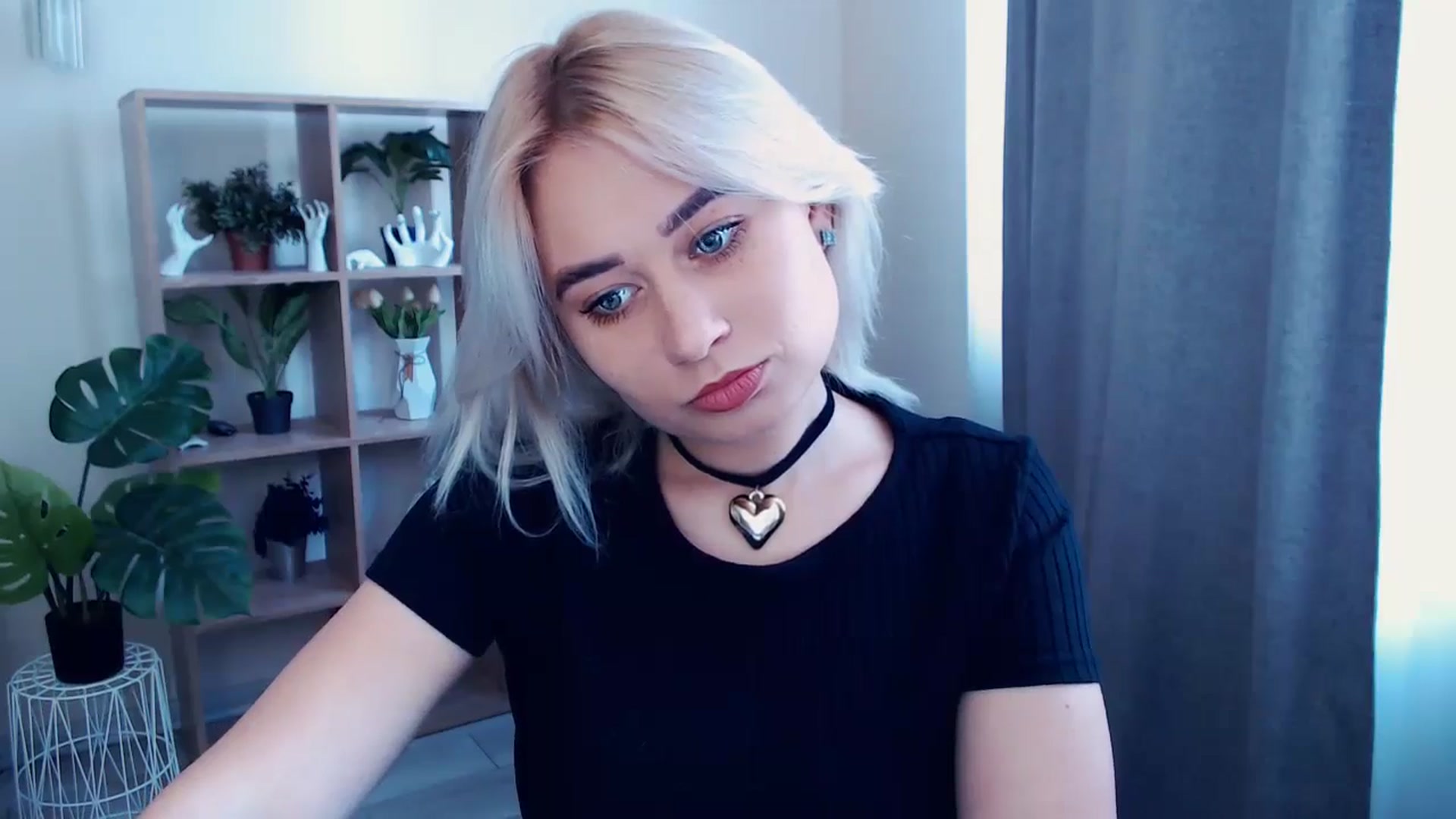 Gallery image thumbnail from Kukla_kolduna's myfreecams stream on, 05/26/2024, 09:23 image 17 of 20