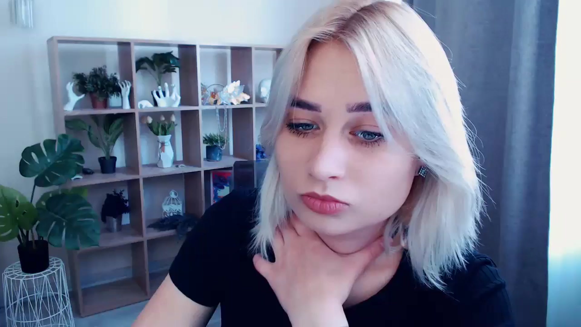 Gallery image thumbnail from Kukla_kolduna's myfreecams stream on, 05/26/2024, 09:23 image 6 of 20