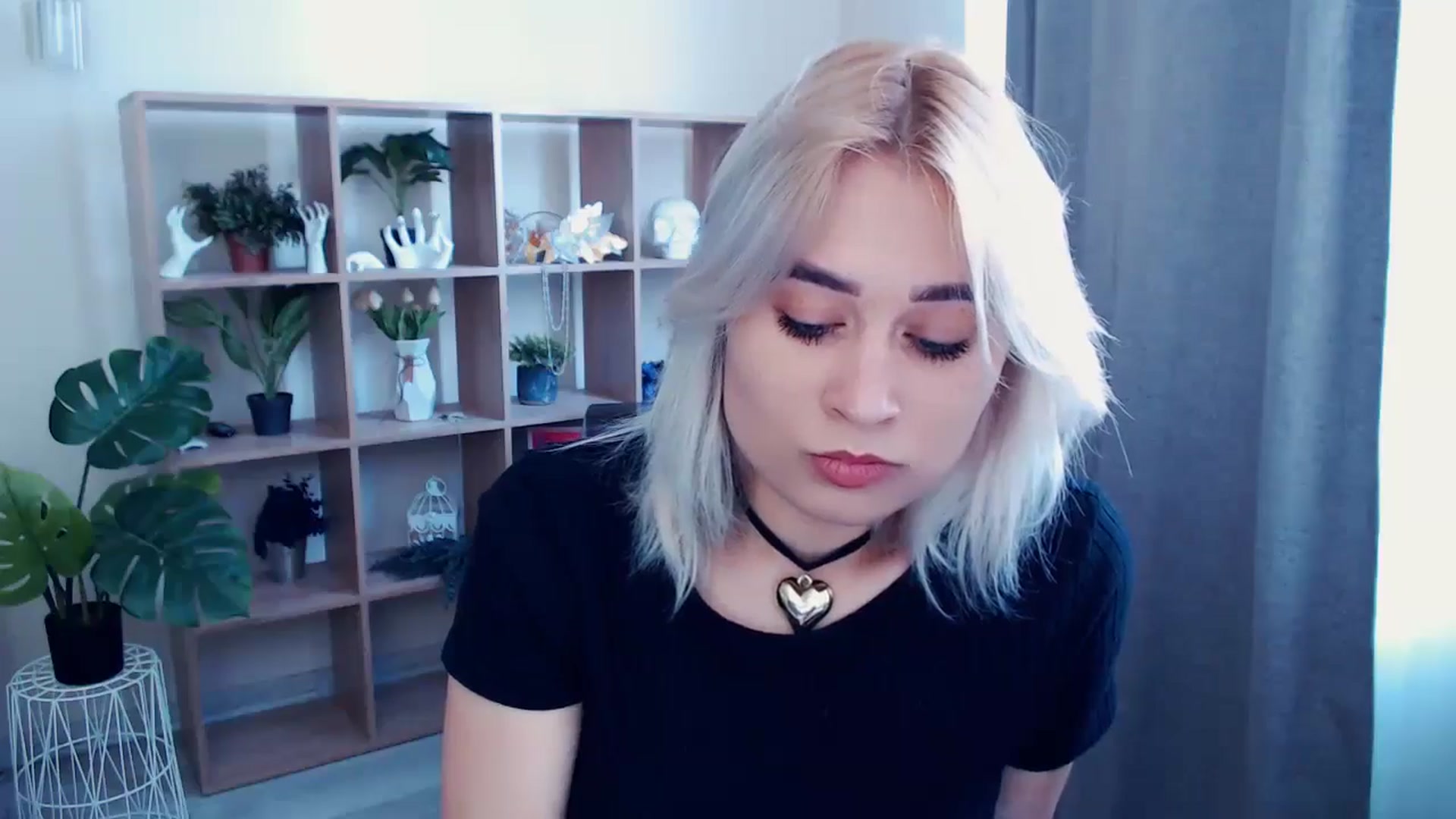 Gallery image thumbnail from Kukla_kolduna's myfreecams stream on, 05/26/2024, 09:23 image 12 of 20