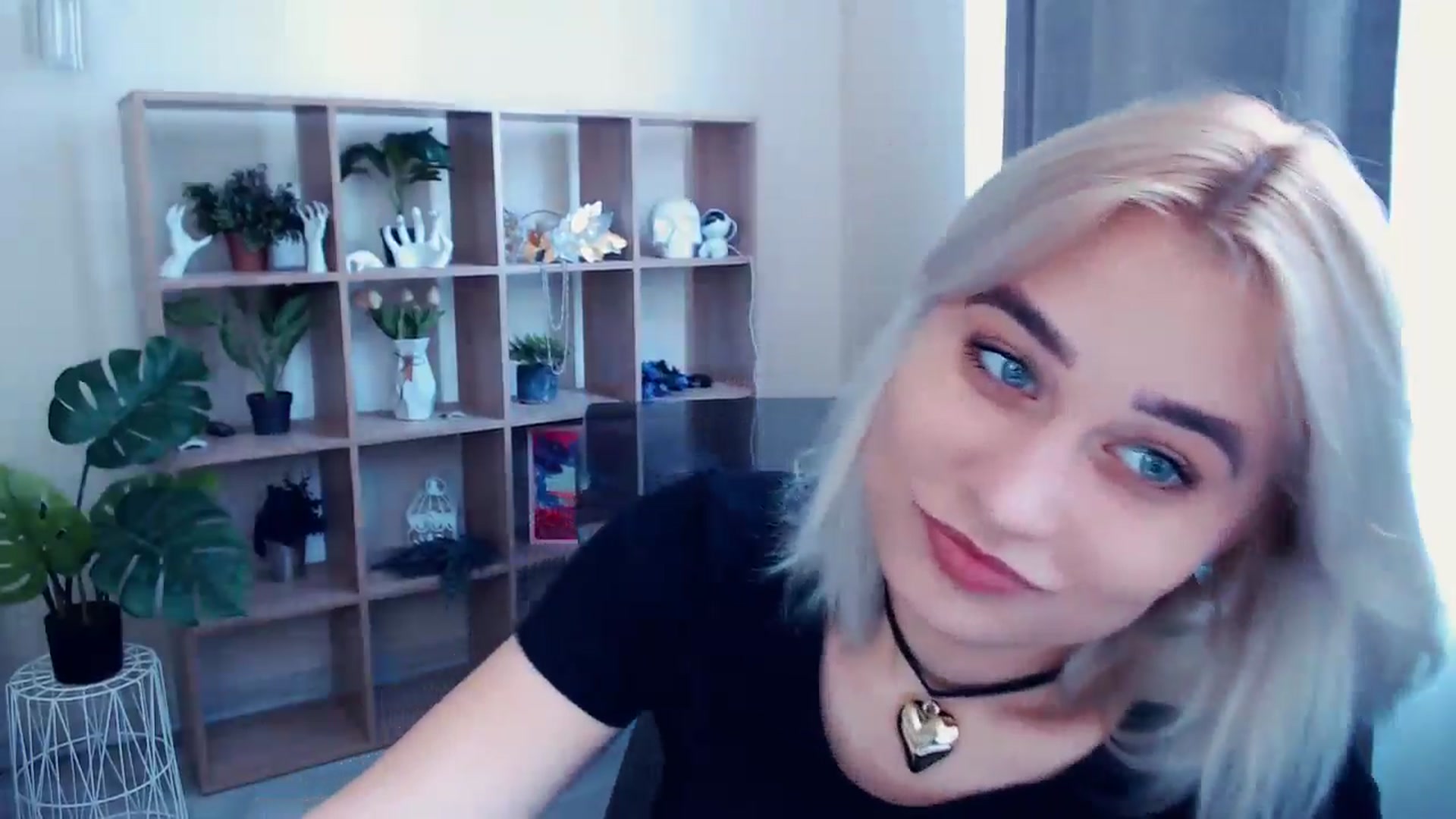 Gallery image thumbnail from Kukla_kolduna's myfreecams stream on, 05/26/2024, 09:23 image 7 of 20
