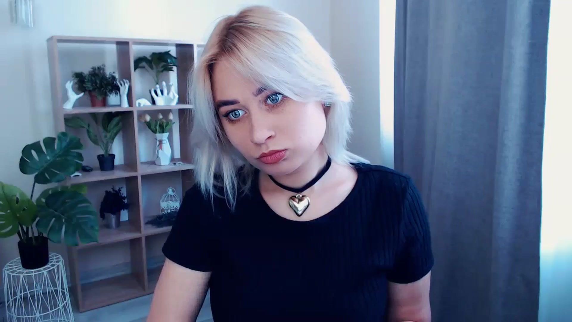 Gallery image thumbnail from Kukla_kolduna's myfreecams stream on, 05/26/2024, 09:23 image 18 of 20