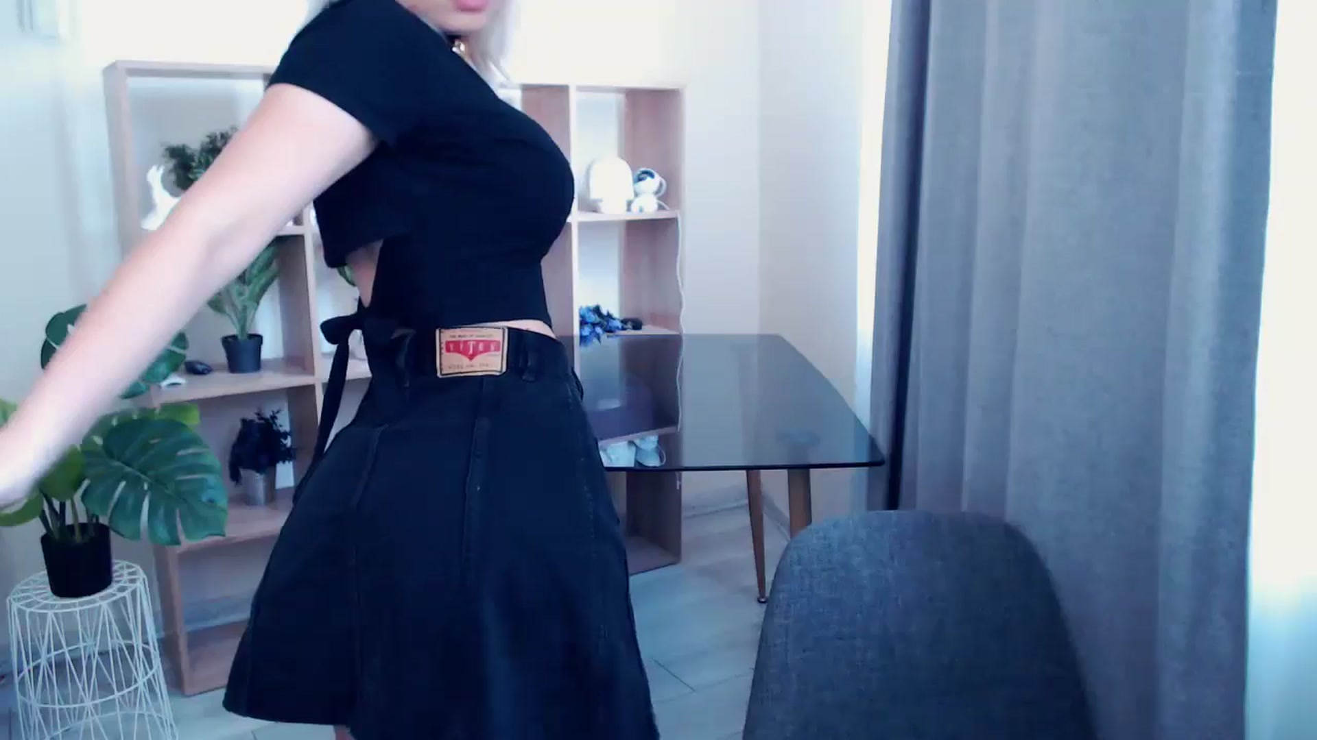 Gallery image thumbnail from Kukla_kolduna's myfreecams stream on, 05/26/2024, 11:08 image 2 of 20