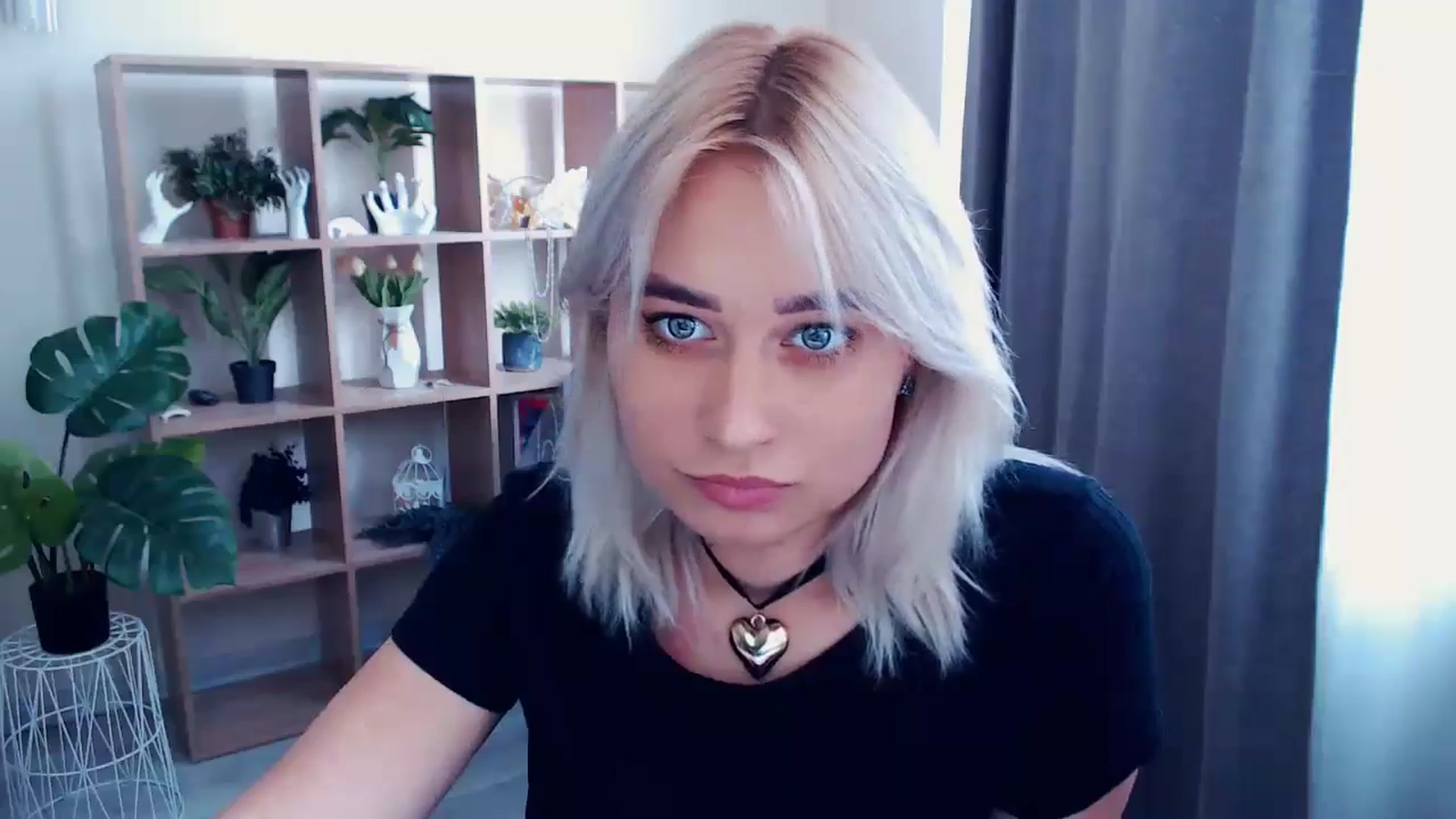 Gallery image thumbnail from Kukla_kolduna's myfreecams stream on, 05/26/2024, 11:22 image 2 of 20