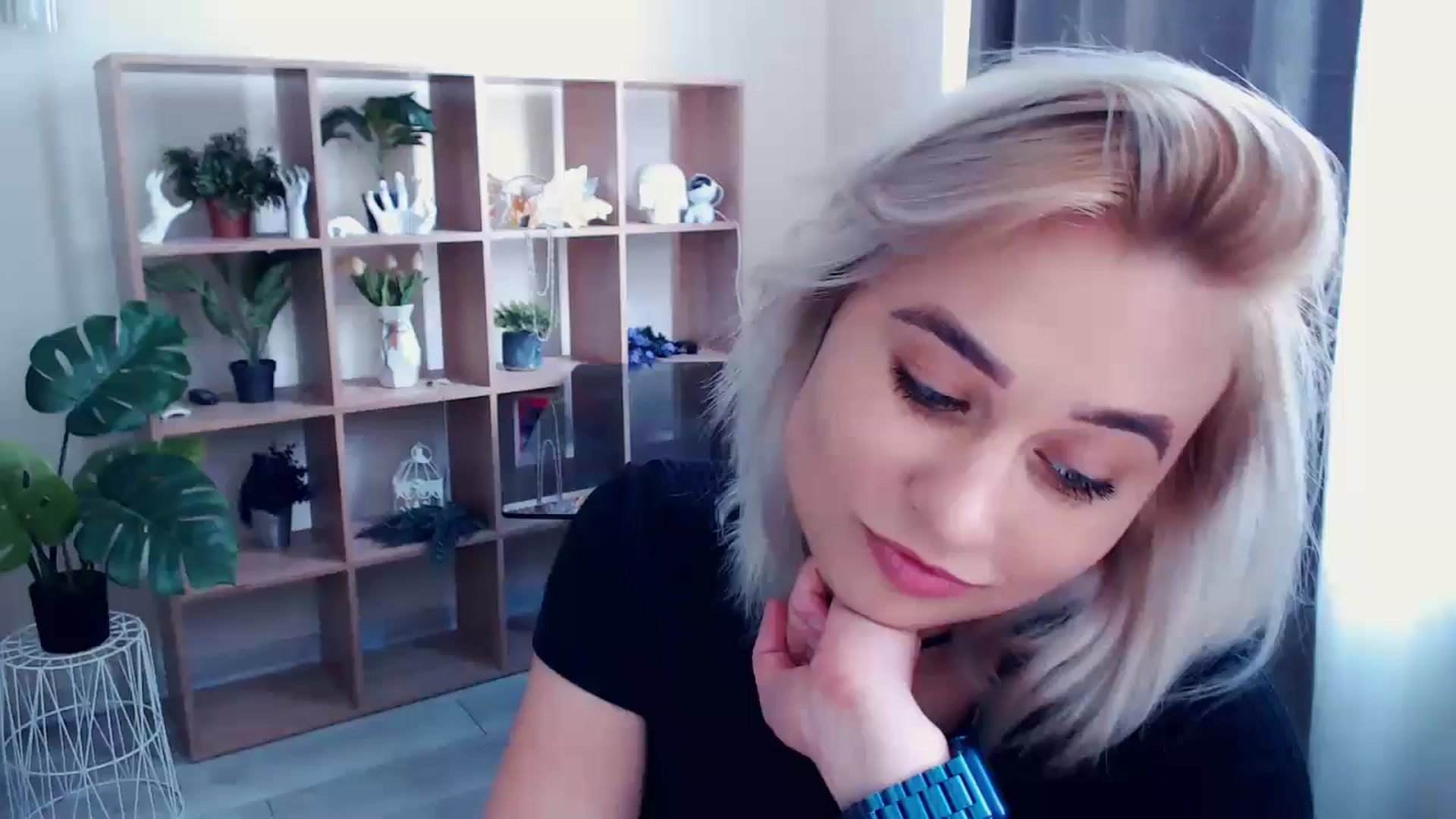 Gallery image thumbnail from Kukla_kolduna's myfreecams stream on, 05/26/2024, 11:22 image 20 of 20