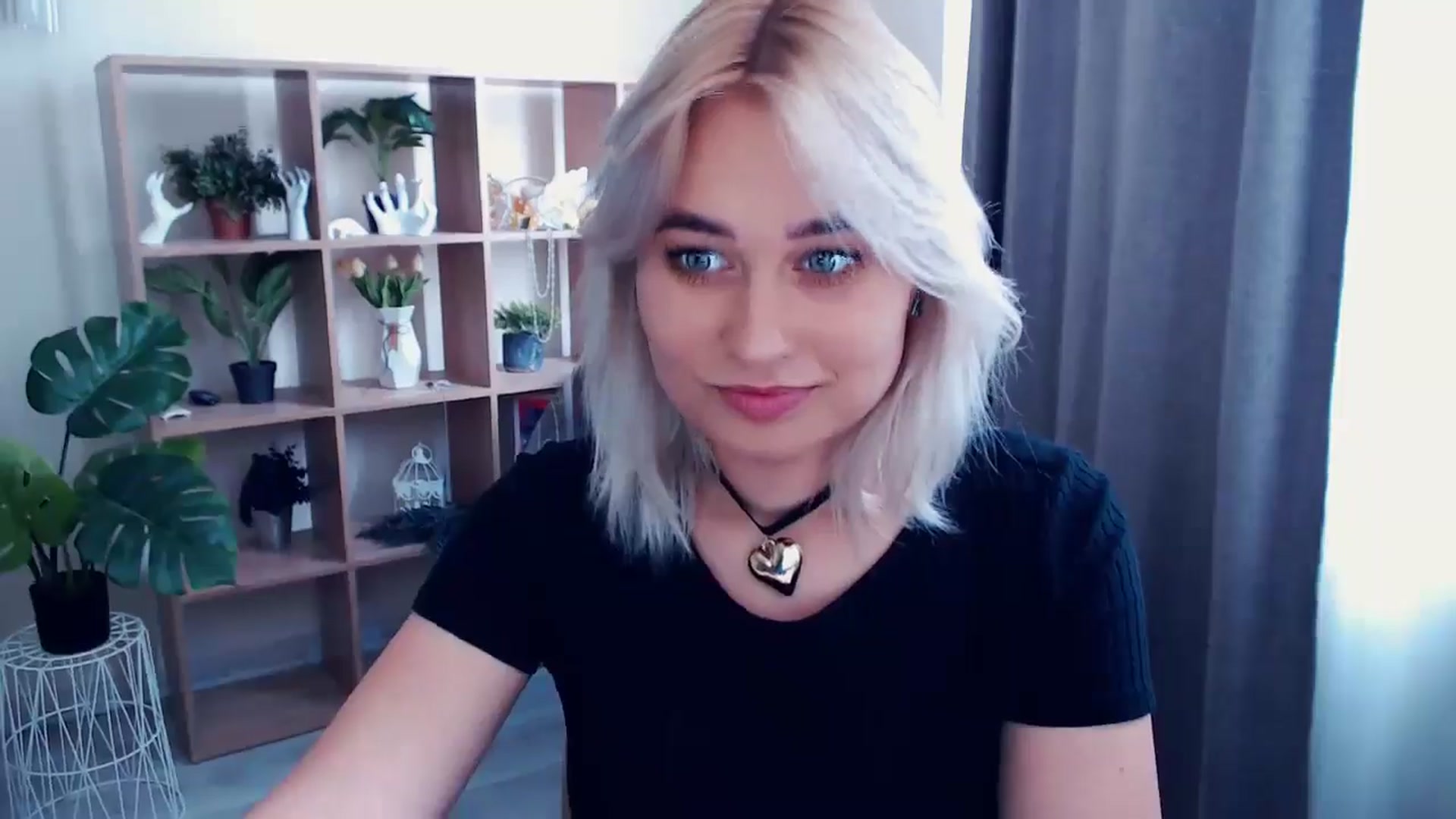 Gallery image thumbnail from Kukla_kolduna's myfreecams stream on, 05/26/2024, 11:22 image 11 of 20