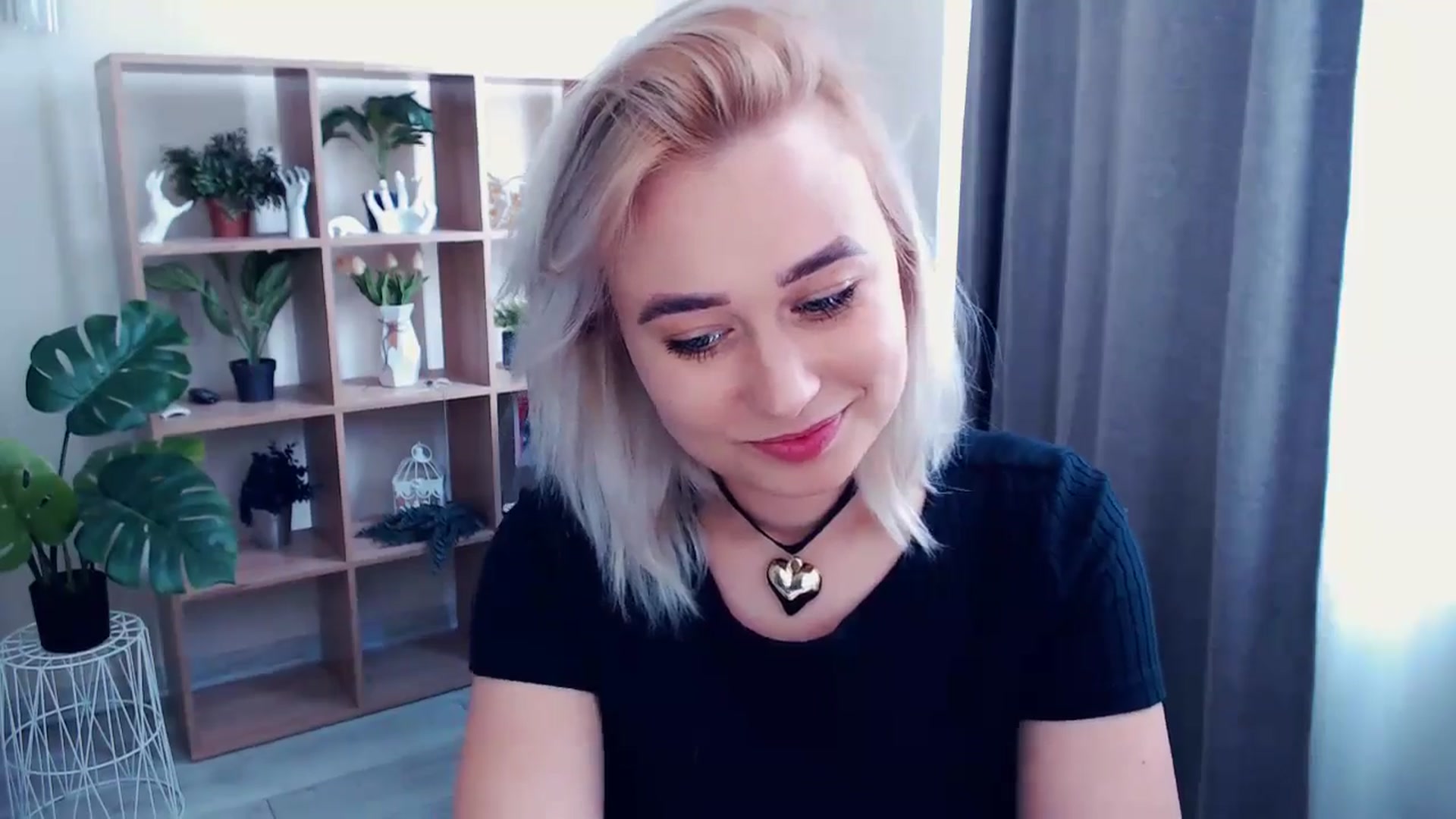 Gallery image thumbnail from Kukla_kolduna's myfreecams stream on, 05/26/2024, 11:22 image 19 of 20