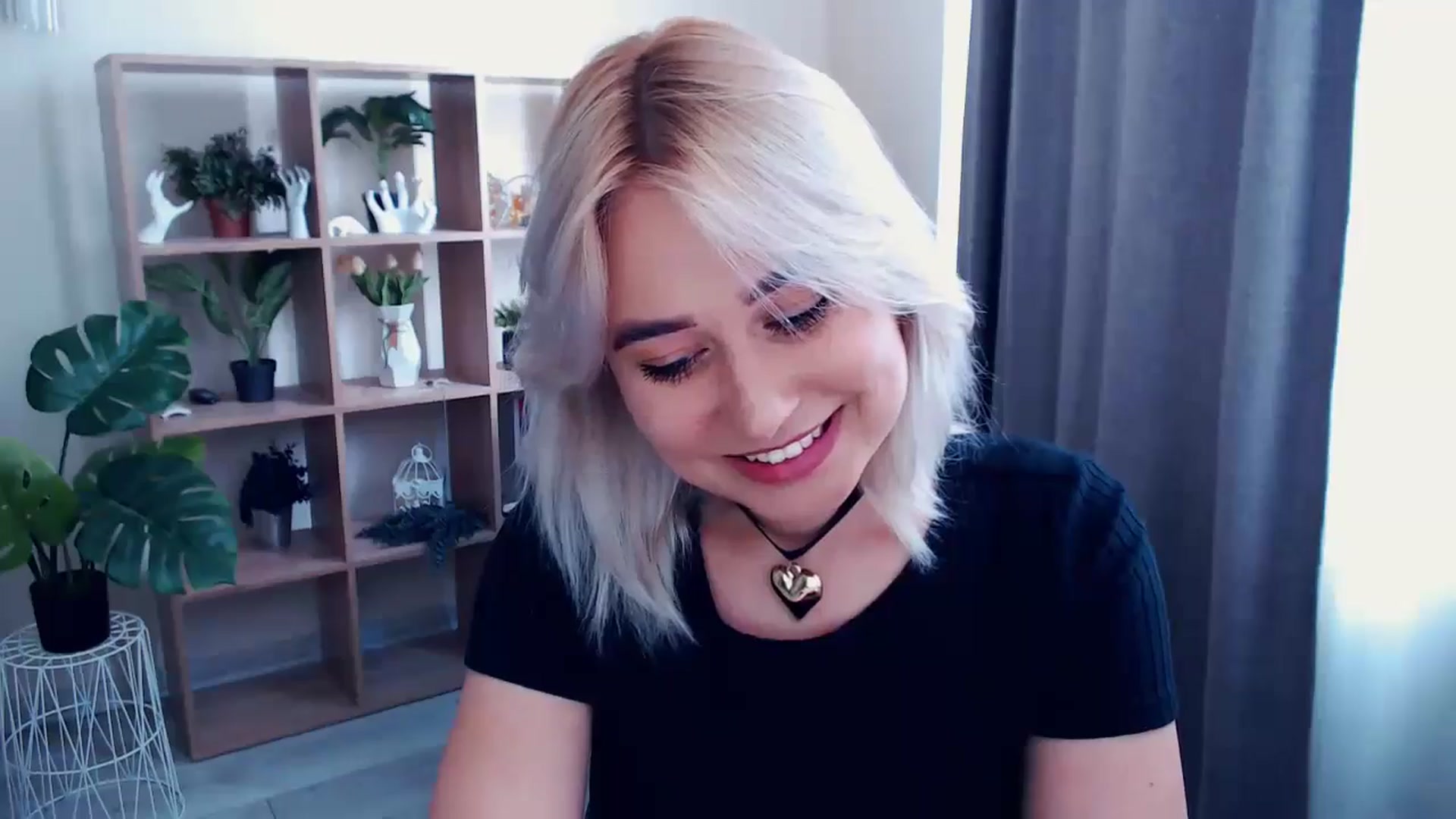 Gallery image thumbnail from Kukla_kolduna's myfreecams stream on, 05/26/2024, 11:22 image 18 of 20