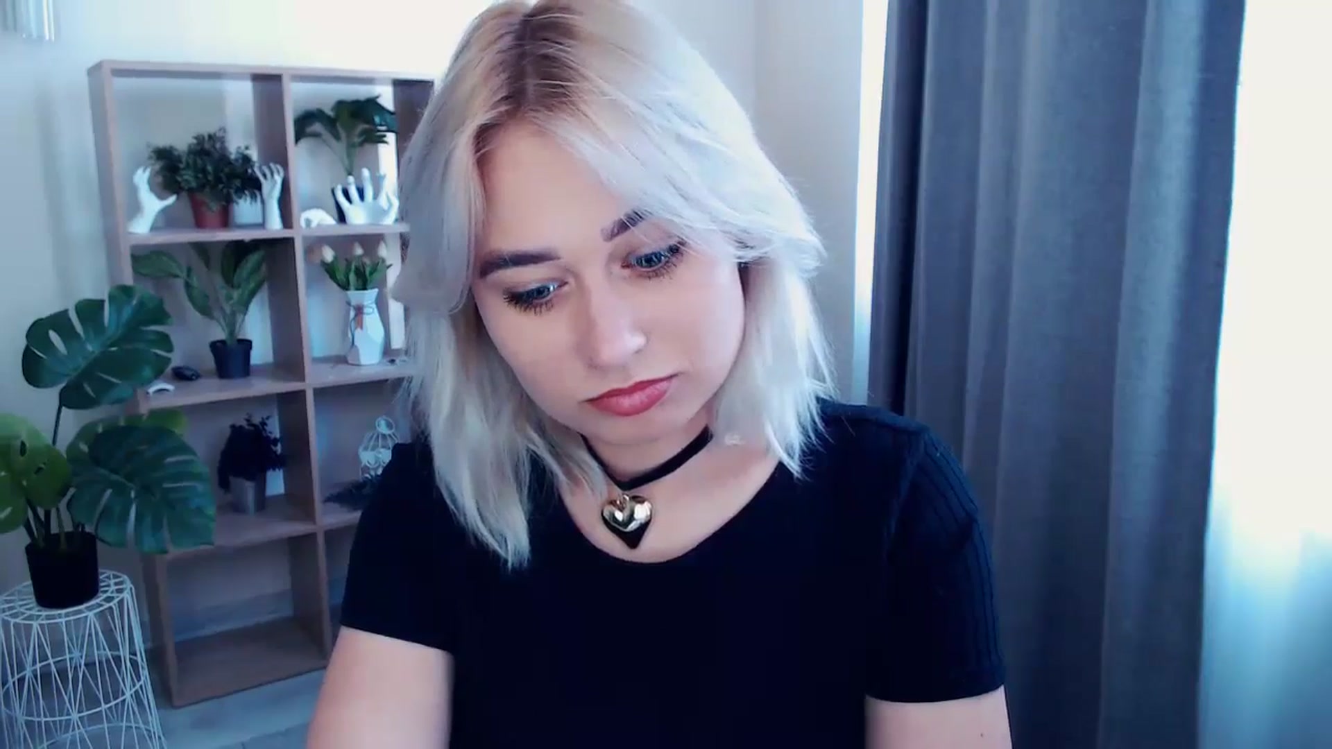 Gallery image thumbnail from Kukla_kolduna's myfreecams stream on, 05/26/2024, 15:17 image 5 of 20