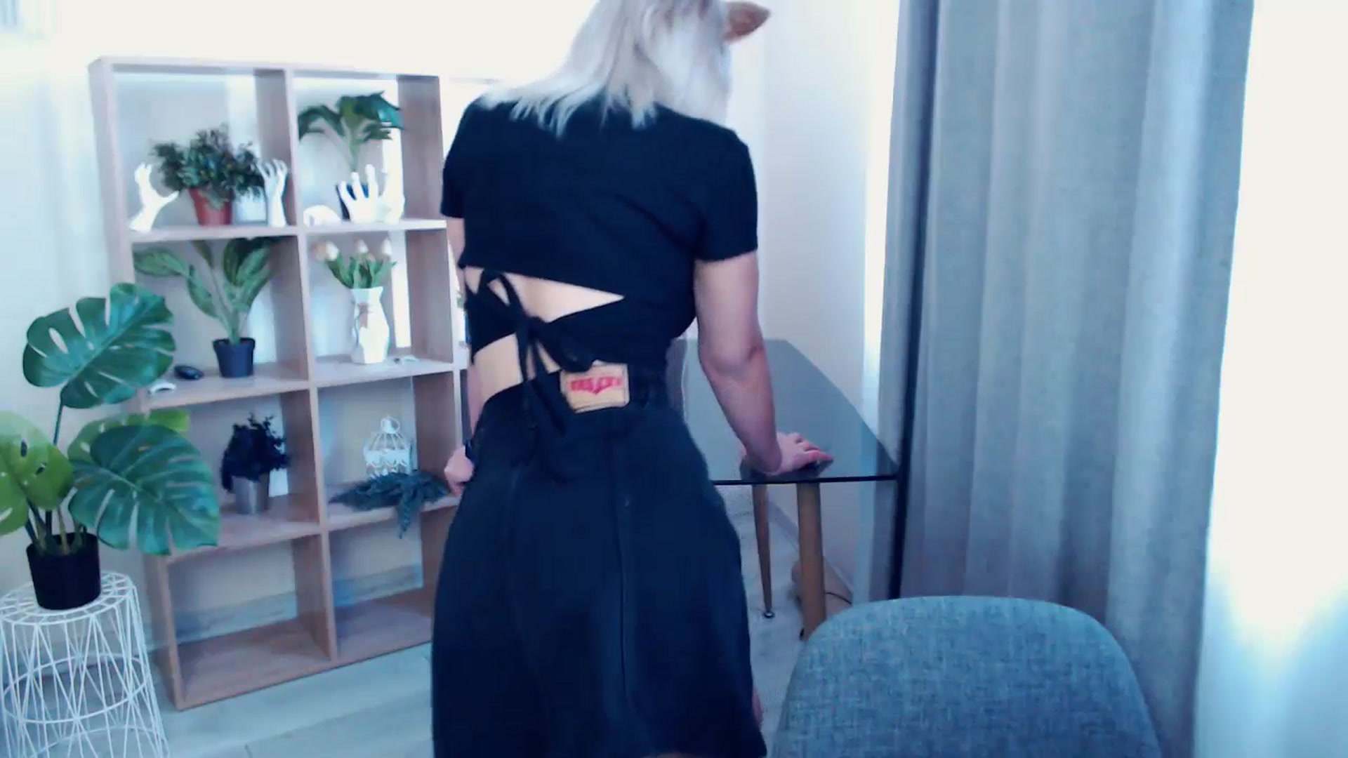 Gallery image thumbnail from Kukla_kolduna's myfreecams stream on, 05/26/2024, 15:17 image 15 of 20