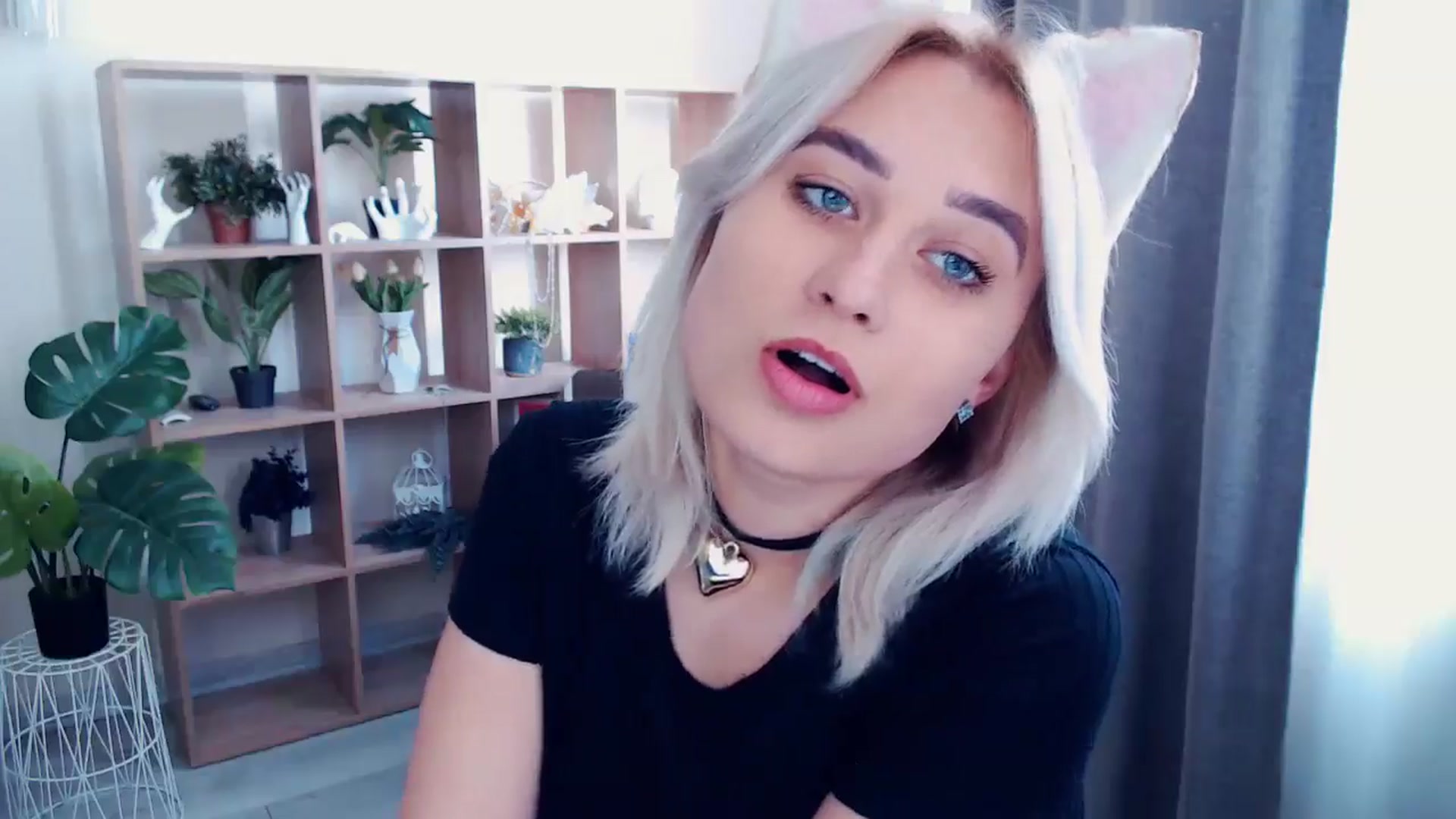 Gallery image thumbnail from Kukla_kolduna's myfreecams stream on, 05/26/2024, 15:17 image 13 of 20