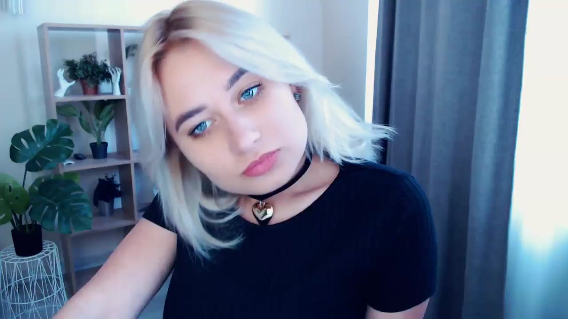 Gallery image thumbnail from Kukla_kolduna's myfreecams stream on, 05/26/2024, 15:17 image 17 of 20