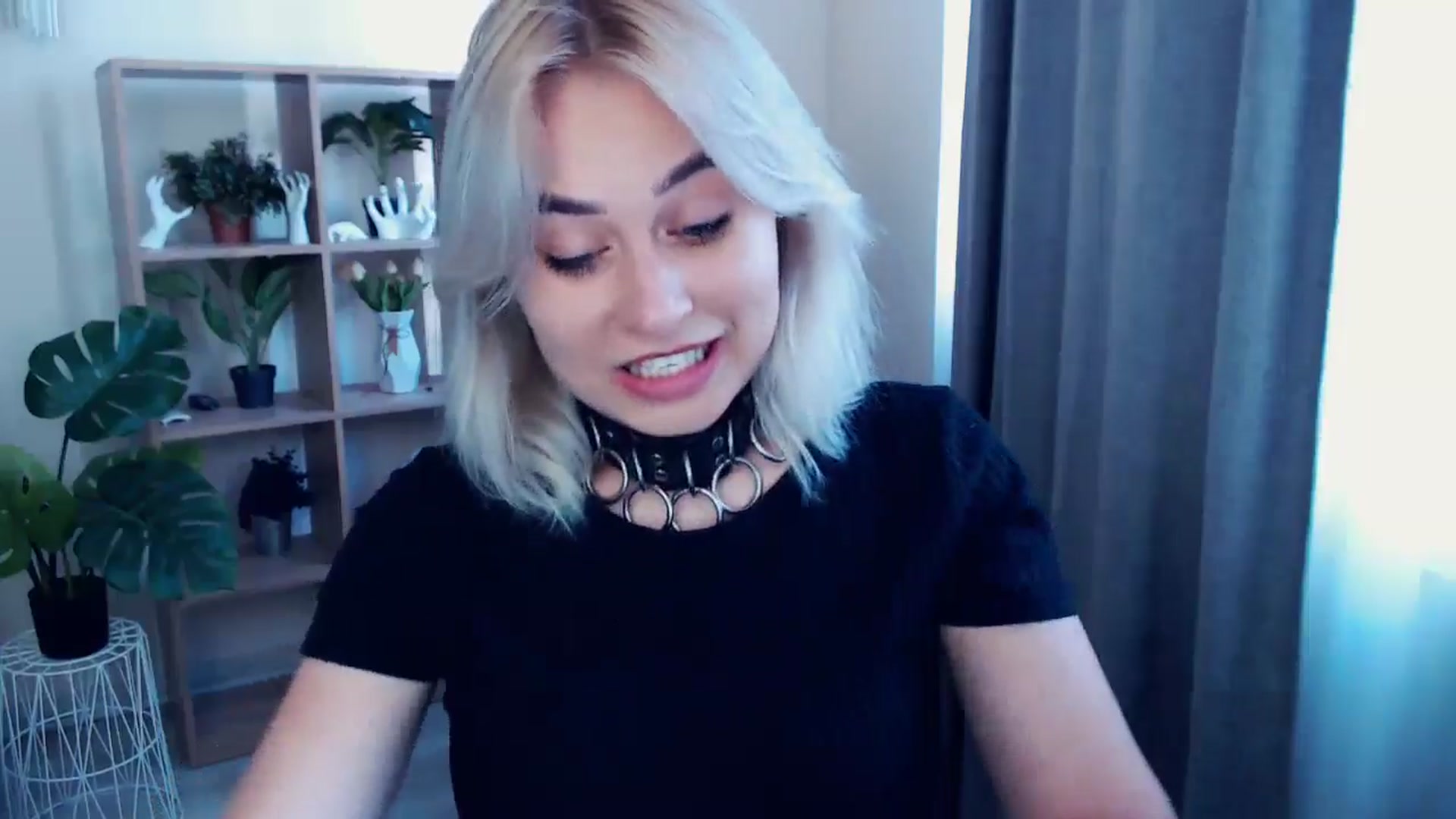 Gallery image thumbnail from Kukla_kolduna's myfreecams stream on, 05/26/2024, 15:42 image 2 of 20