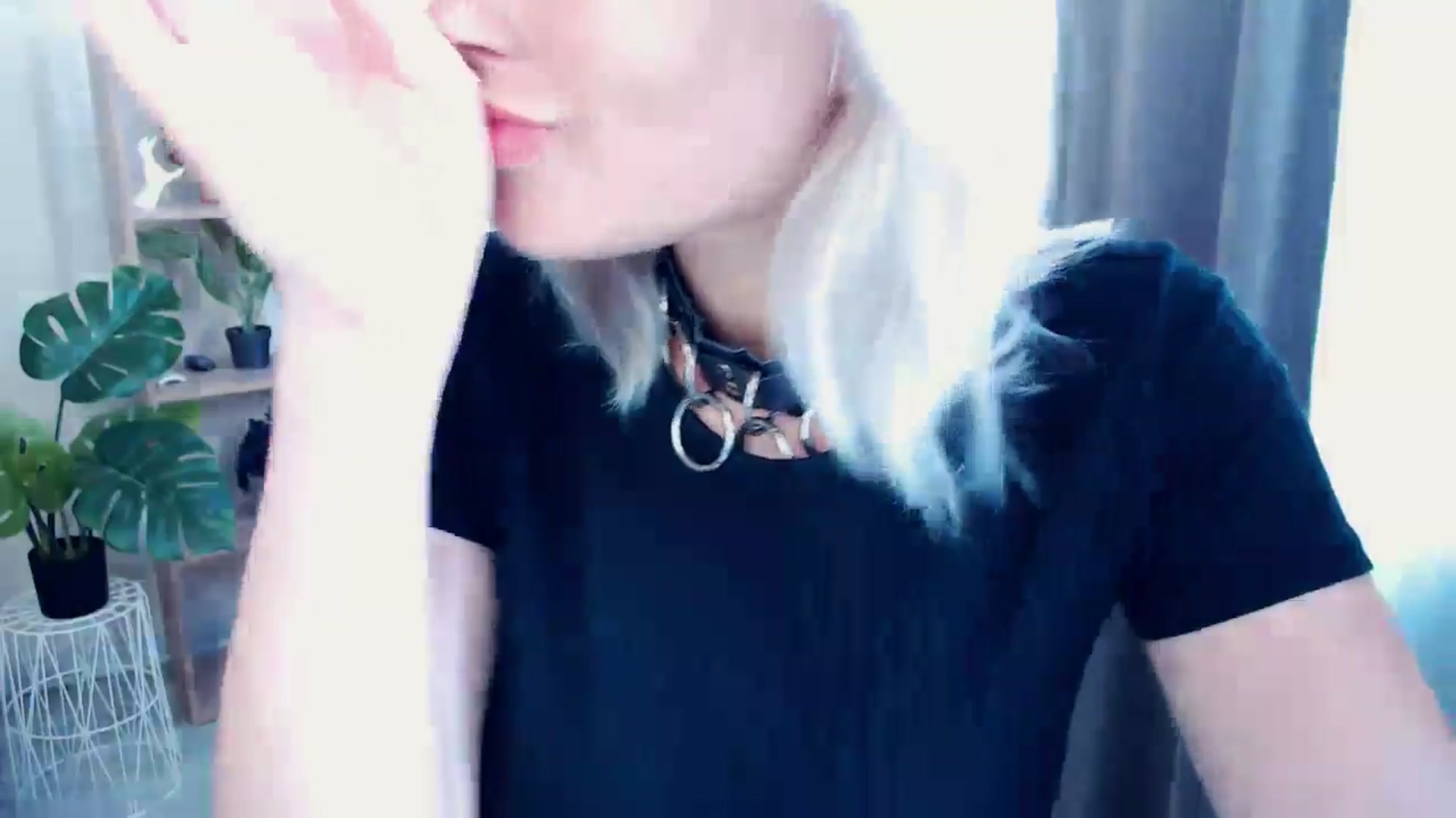 Gallery image thumbnail from Kukla_kolduna's myfreecams stream on, 05/26/2024, 15:42 image 4 of 20