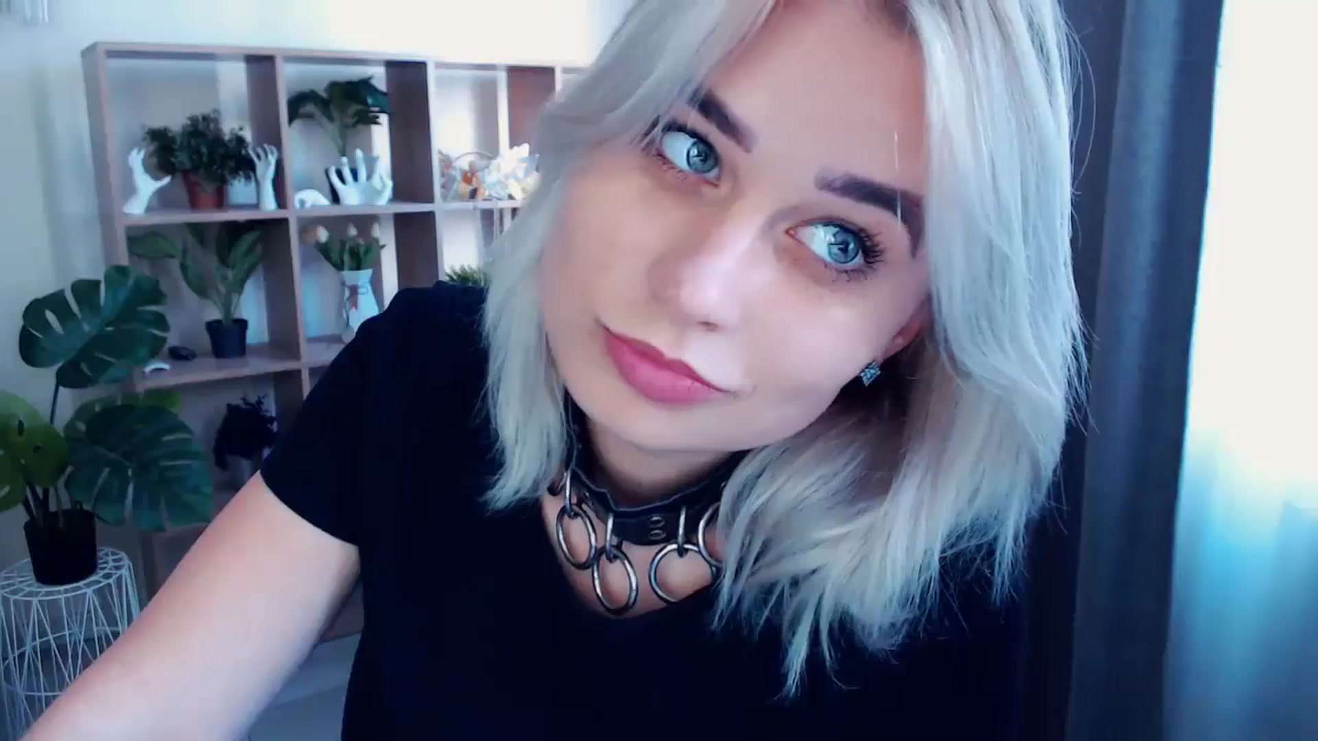 Gallery image thumbnail from Kukla_kolduna's myfreecams stream on, 05/26/2024, 15:42 image 6 of 20