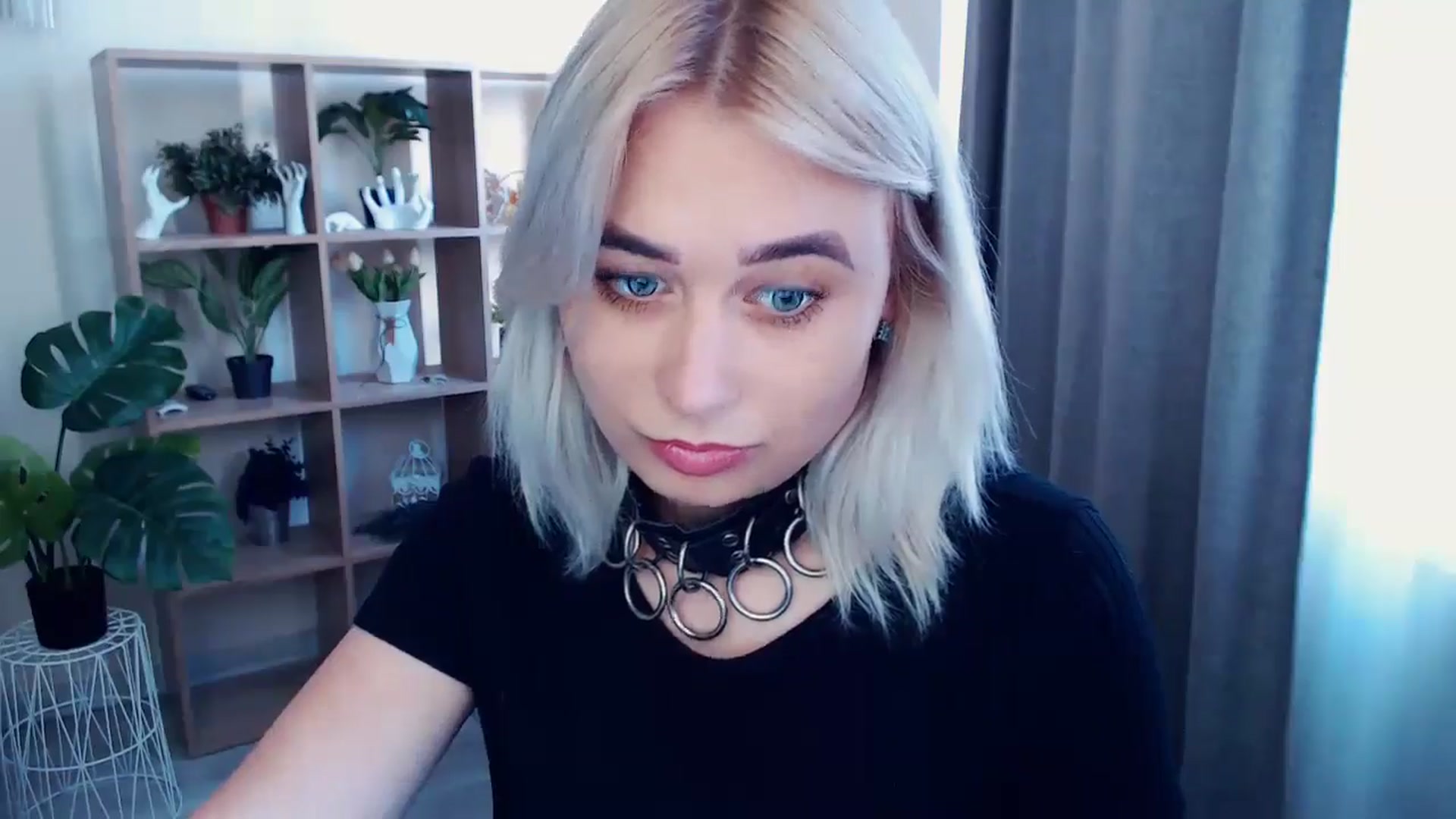 Gallery image thumbnail from Kukla_kolduna's myfreecams stream on, 05/26/2024, 15:42 image 12 of 20