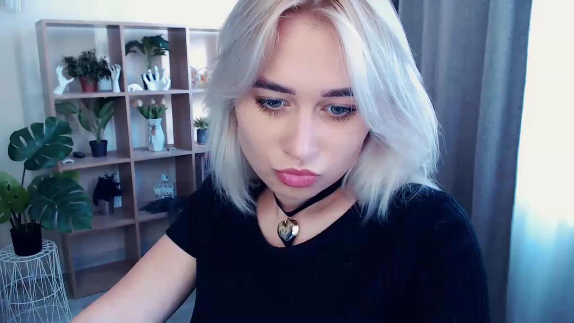 Gallery image thumbnail from Kukla_kolduna's myfreecams stream on, 05/26/2024, 16:00 image 1 of 20