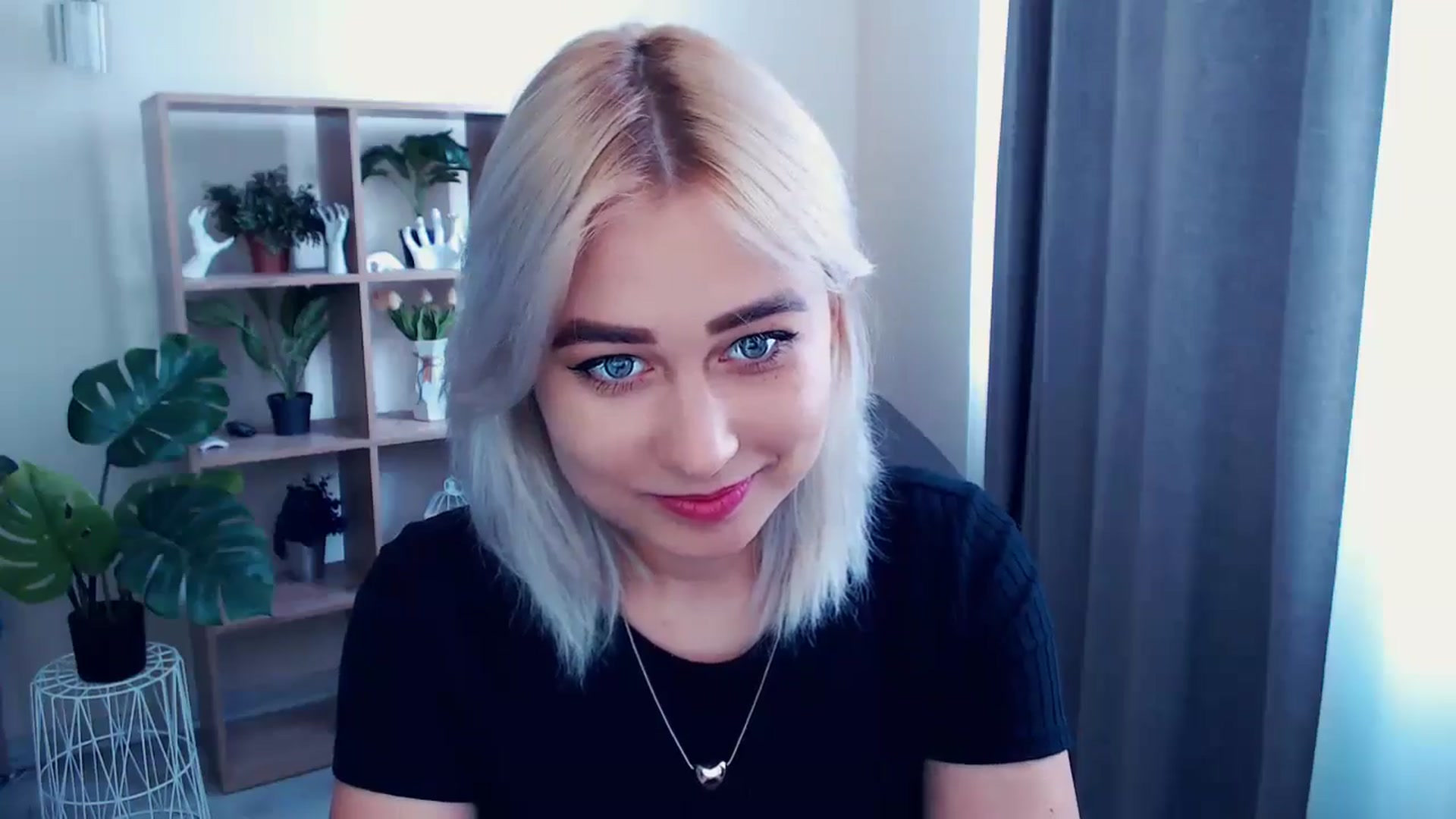 Gallery image thumbnail from Kukla_kolduna's myfreecams stream on, 05/30/2024, 09:19 image 13 of 20