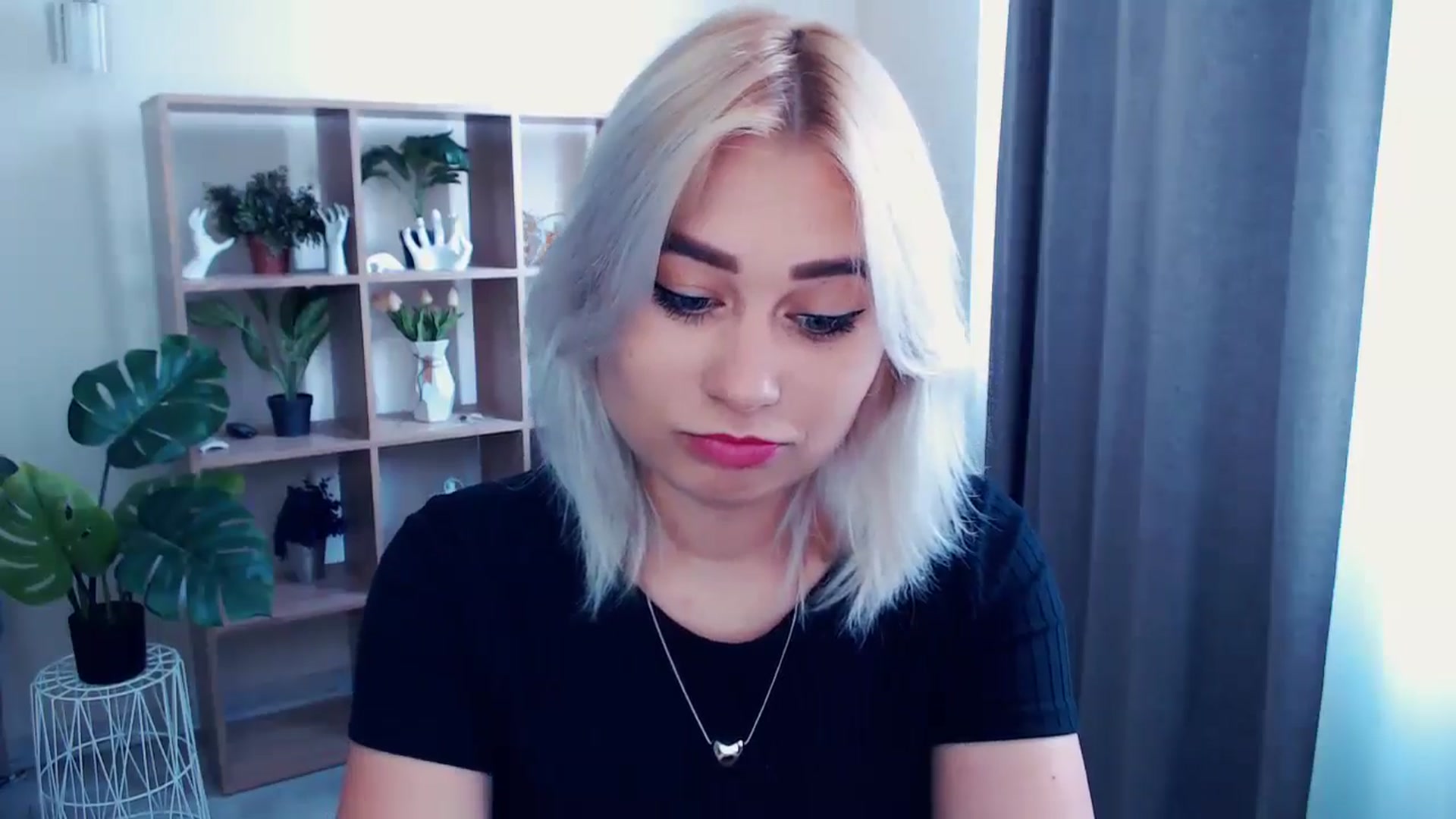 Gallery image thumbnail from Kukla_kolduna's myfreecams stream on, 05/30/2024, 09:19 image 10 of 20