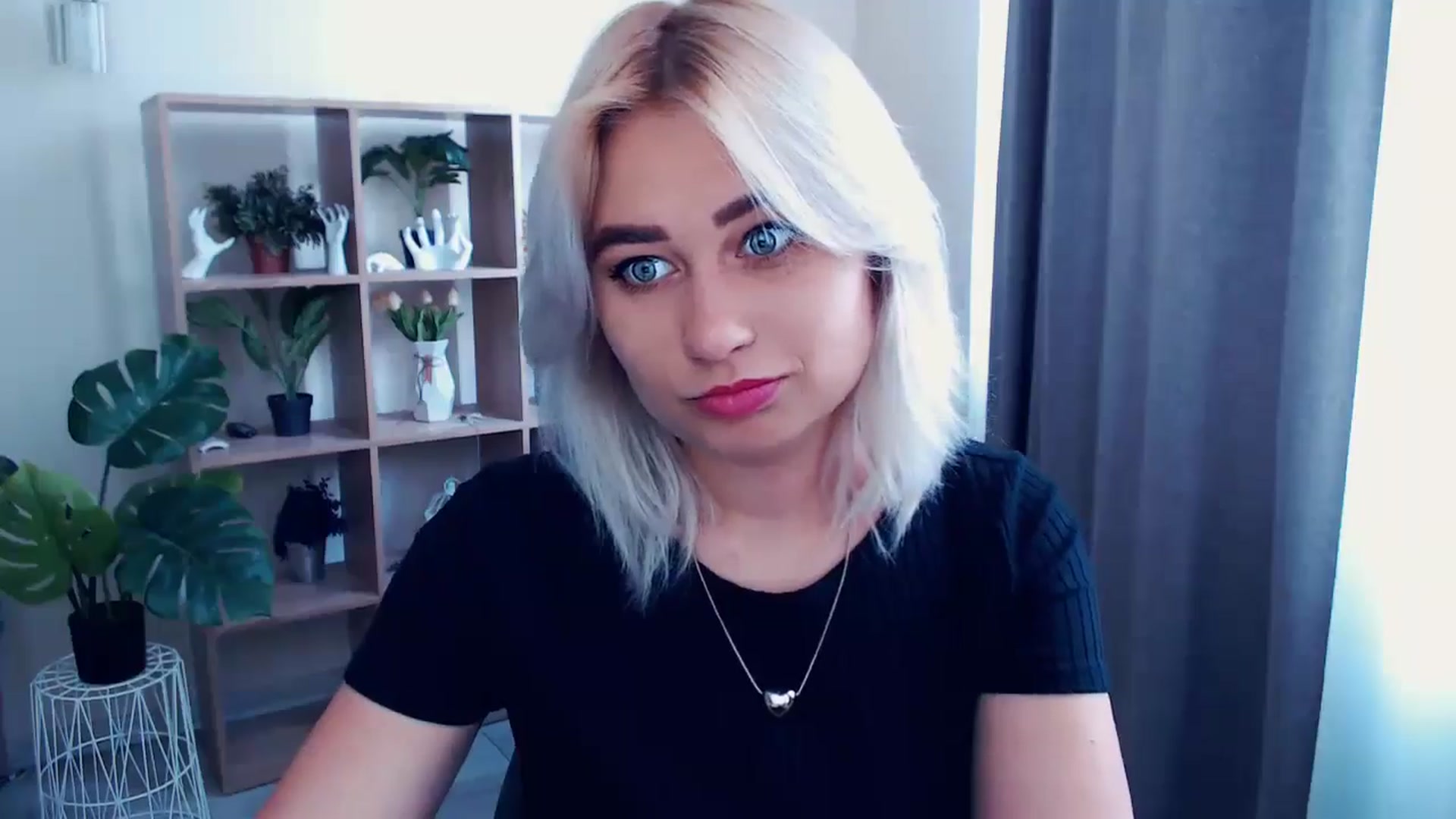 Gallery image thumbnail from Kukla_kolduna's myfreecams stream on, 05/30/2024, 09:19 image 8 of 20