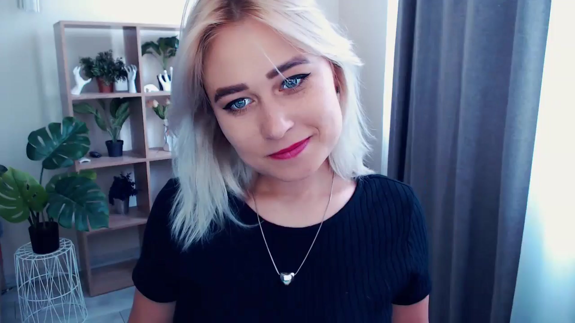 Gallery image thumbnail from Kukla_kolduna's myfreecams stream on, 05/30/2024, 12:22 image 14 of 20