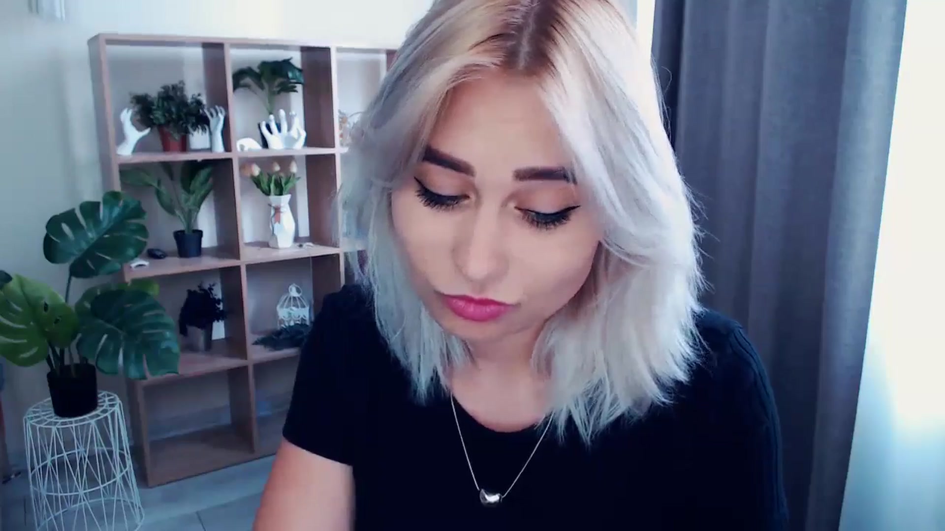 Gallery image thumbnail from Kukla_kolduna's myfreecams stream on, 05/30/2024, 12:22 image 5 of 20