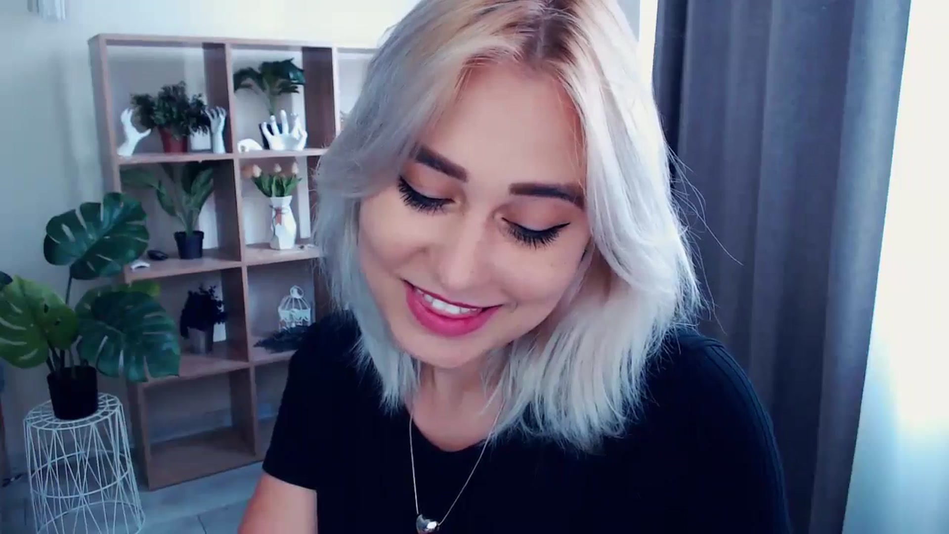 Gallery image thumbnail from Kukla_kolduna's myfreecams stream on, 05/30/2024, 12:22 image 7 of 20