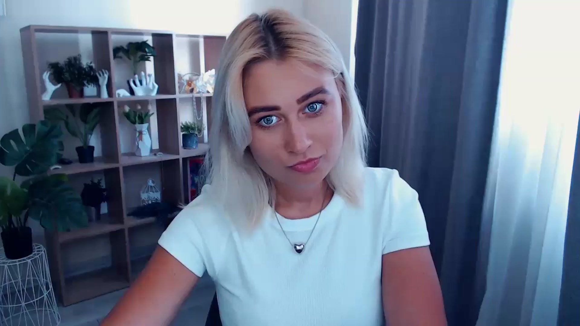 Gallery image thumbnail from Kukla_kolduna's myfreecams stream on, 06/13/2024, 13:46 image 20 of 20
