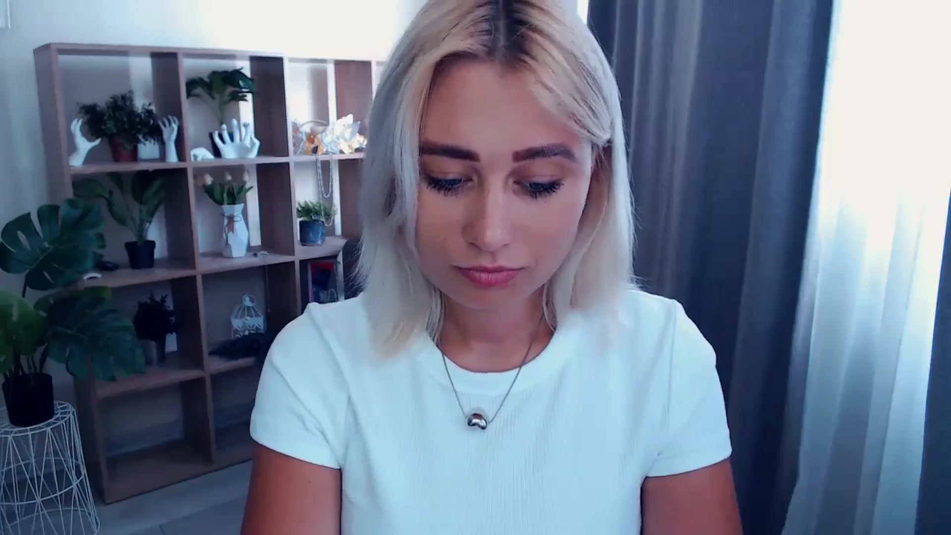 Gallery image thumbnail from Kukla_kolduna's myfreecams stream on, 06/13/2024, 13:46 image 11 of 20