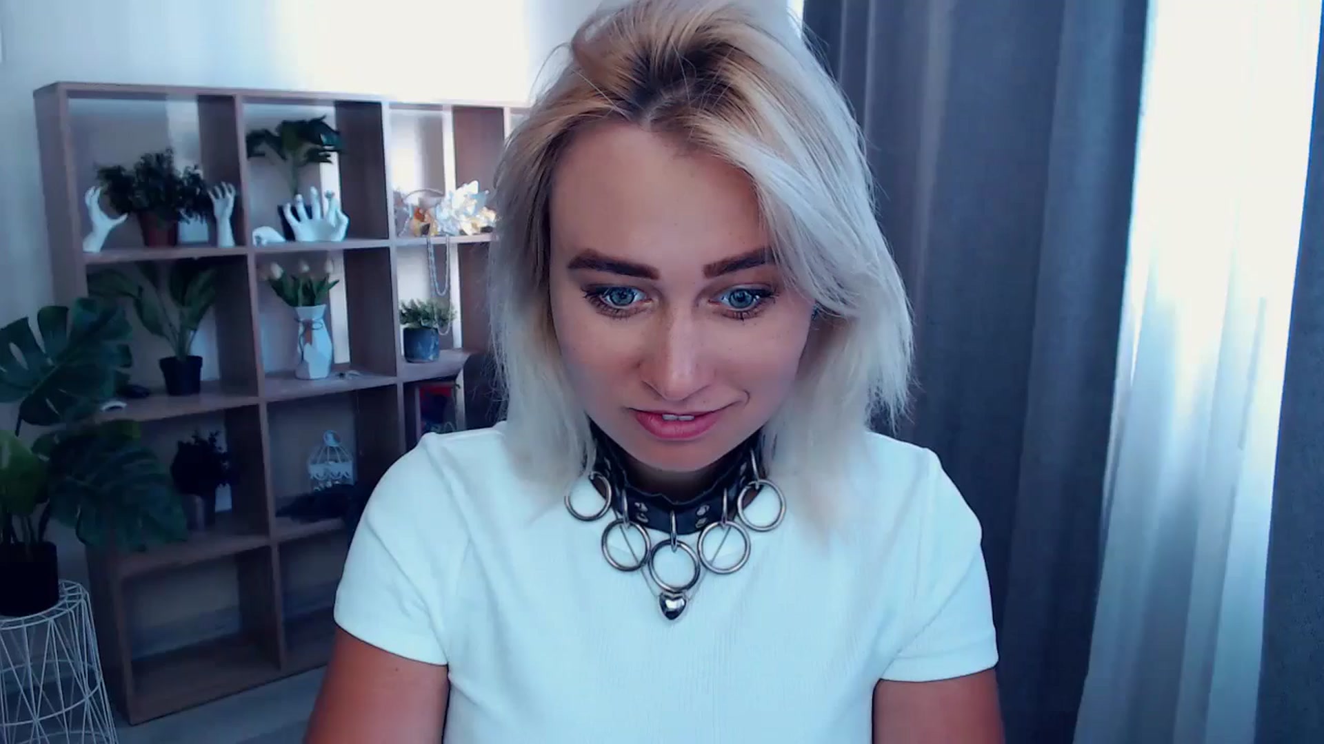 Gallery image thumbnail from Kukla_kolduna's myfreecams stream on, 06/13/2024, 15:50 image 18 of 20