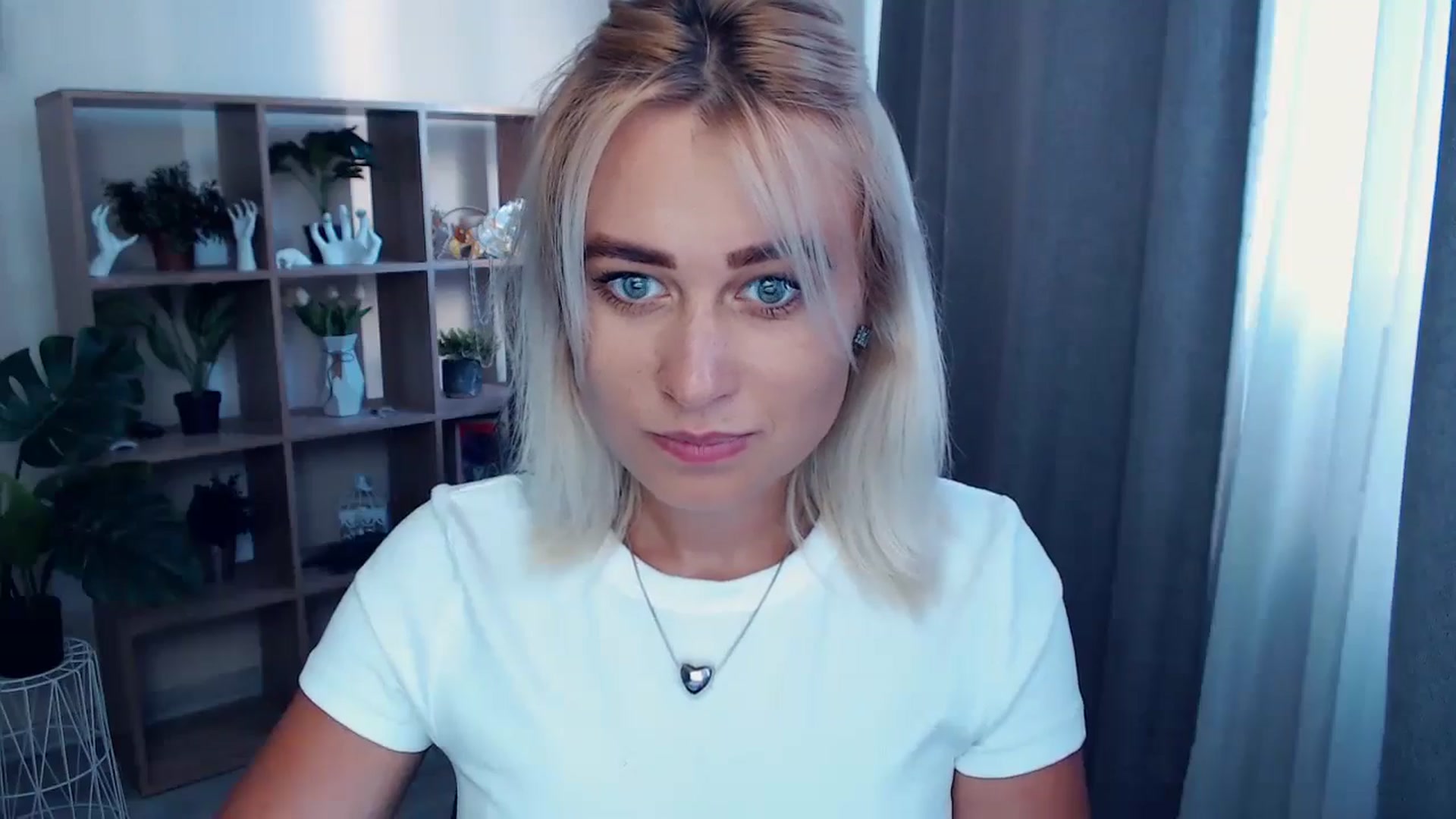 Gallery image thumbnail from Kukla_kolduna's myfreecams stream on, 06/13/2024, 16:52 image 20 of 20