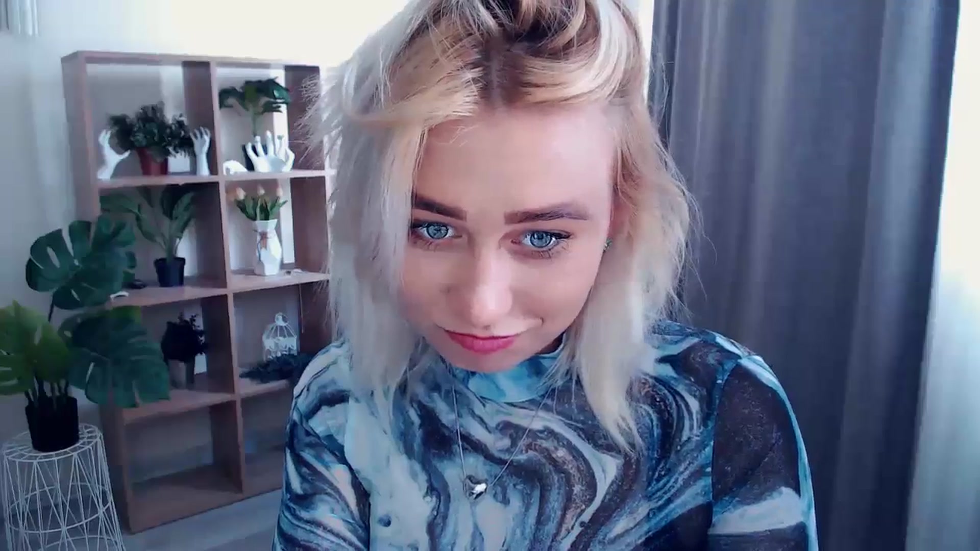 Gallery image thumbnail from Kukla_kolduna's myfreecams stream on, 06/14/2024, 13:11 image 7 of 20