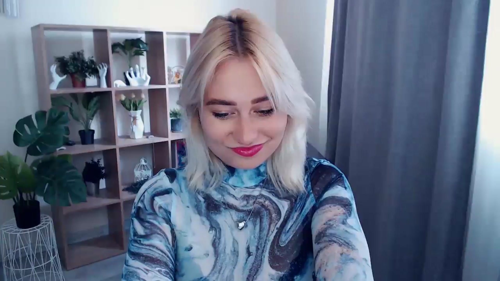 Gallery image thumbnail from Kukla_kolduna's myfreecams stream on, 06/14/2024, 13:25 image 10 of 20