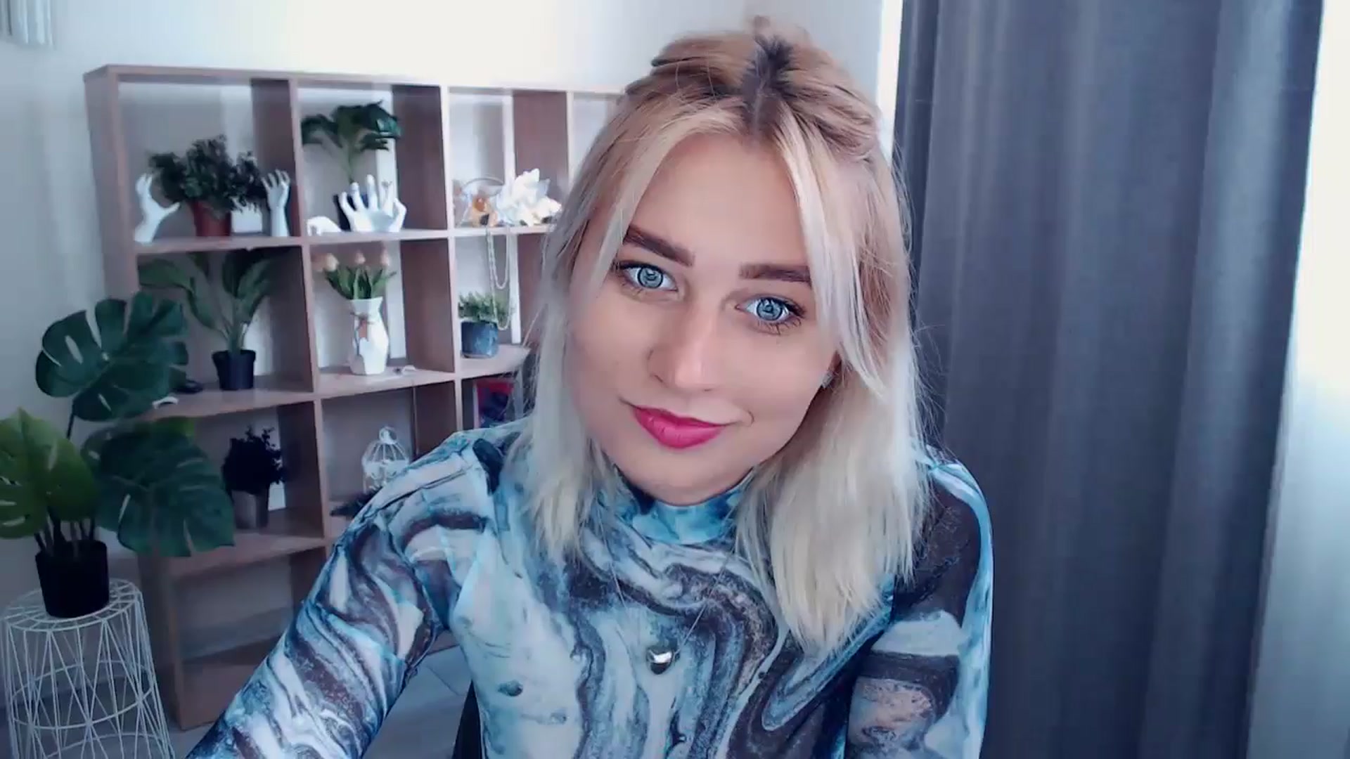 Gallery image thumbnail from Kukla_kolduna's myfreecams stream on, 06/14/2024, 14:09 image 11 of 20