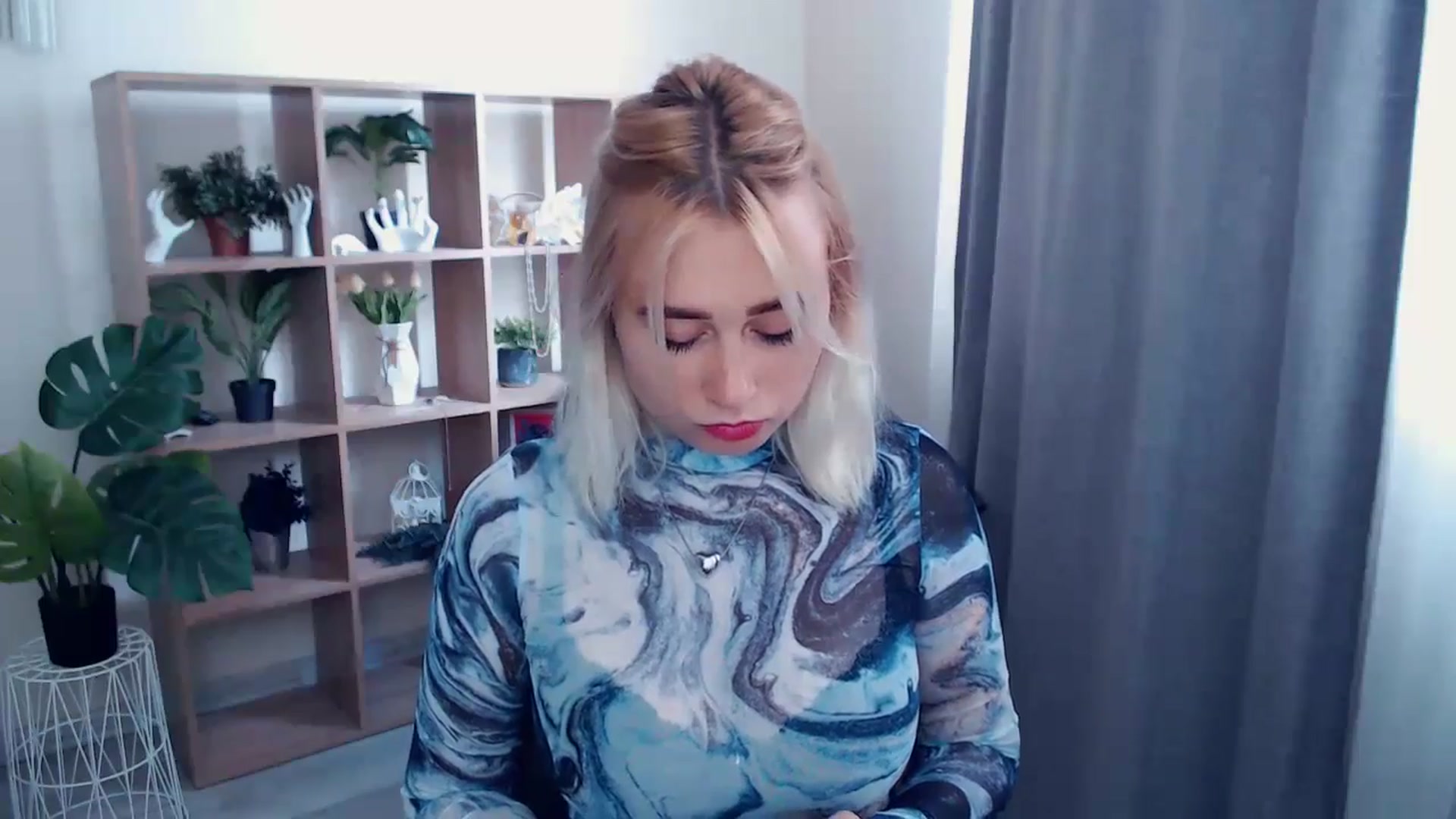 Gallery image thumbnail from Kukla_kolduna's myfreecams stream on, 06/14/2024, 14:09 image 12 of 20
