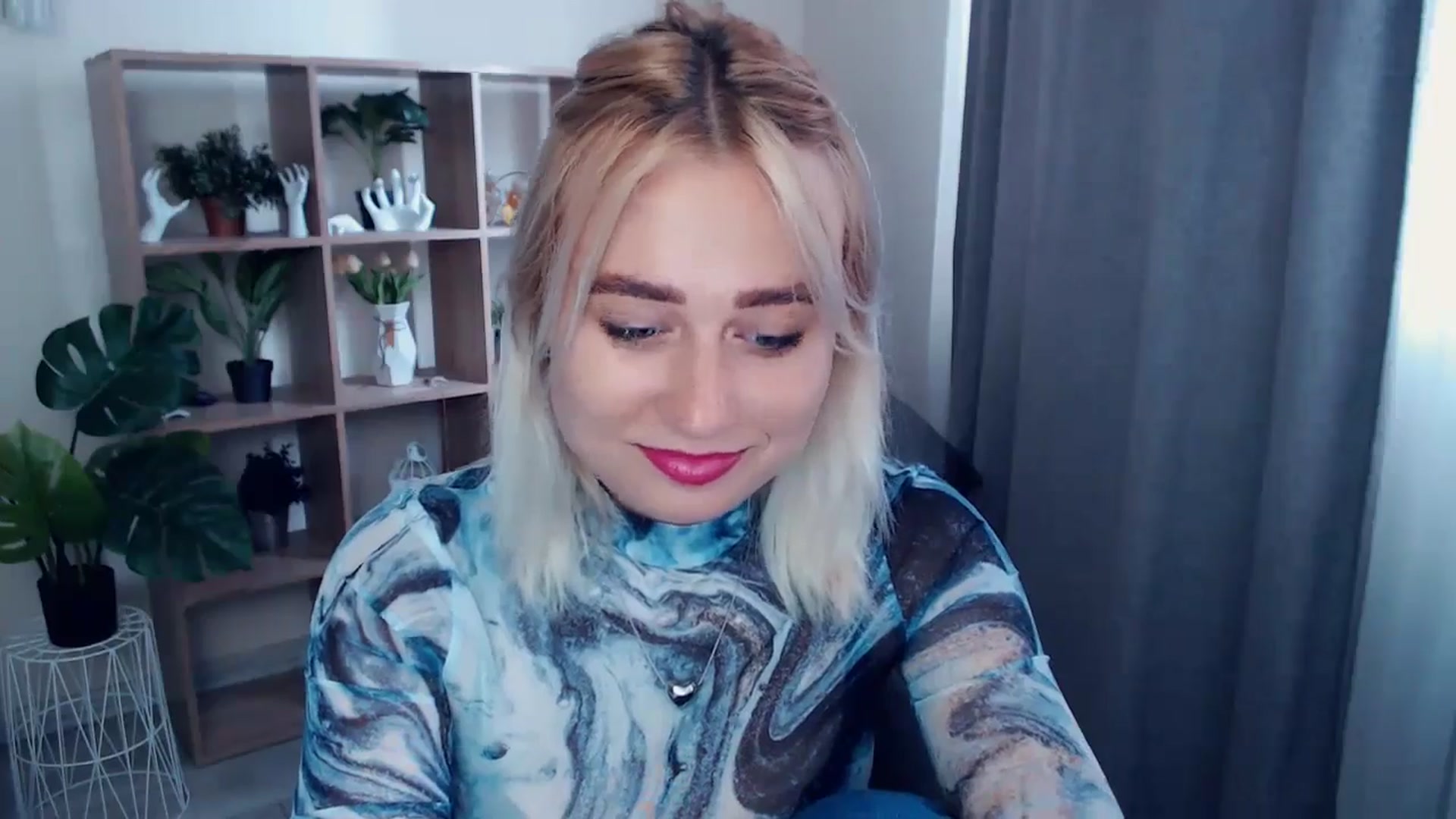 Gallery image thumbnail from Kukla_kolduna's myfreecams stream on, 06/14/2024, 15:56 image 6 of 20
