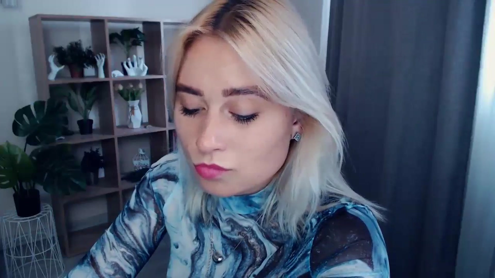 Gallery image thumbnail from Kukla_kolduna's myfreecams stream on, 06/14/2024, 15:56 image 18 of 20