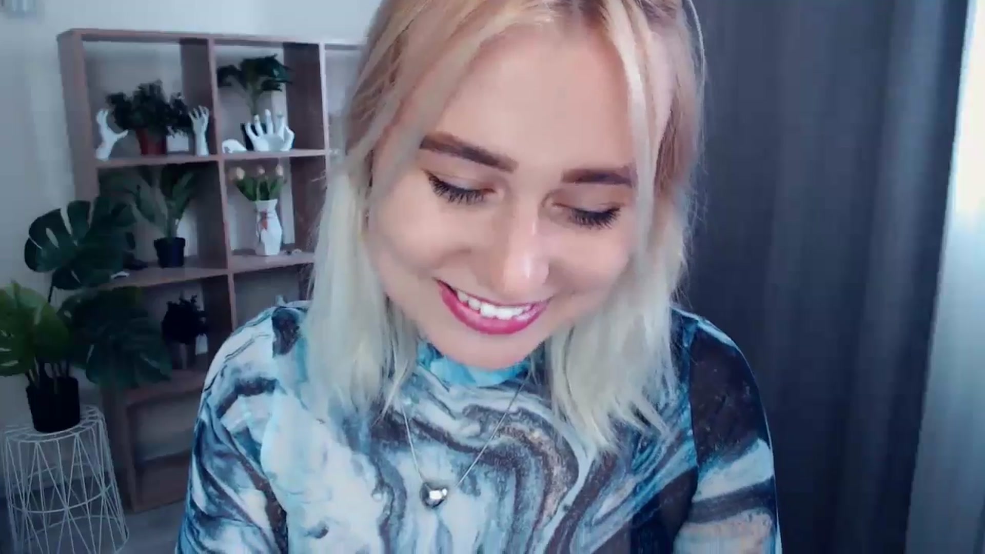 Gallery image thumbnail from Kukla_kolduna's myfreecams stream on, 06/14/2024, 15:56 image 11 of 20