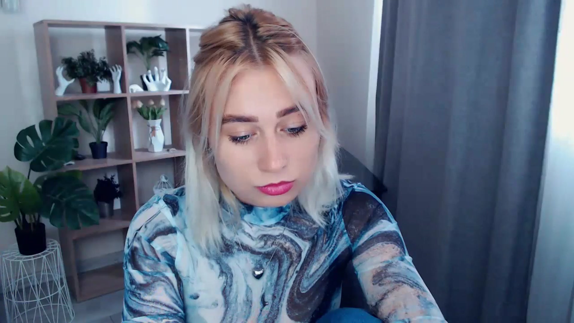 Gallery image thumbnail from Kukla_kolduna's myfreecams stream on, 06/14/2024, 15:56 image 8 of 20