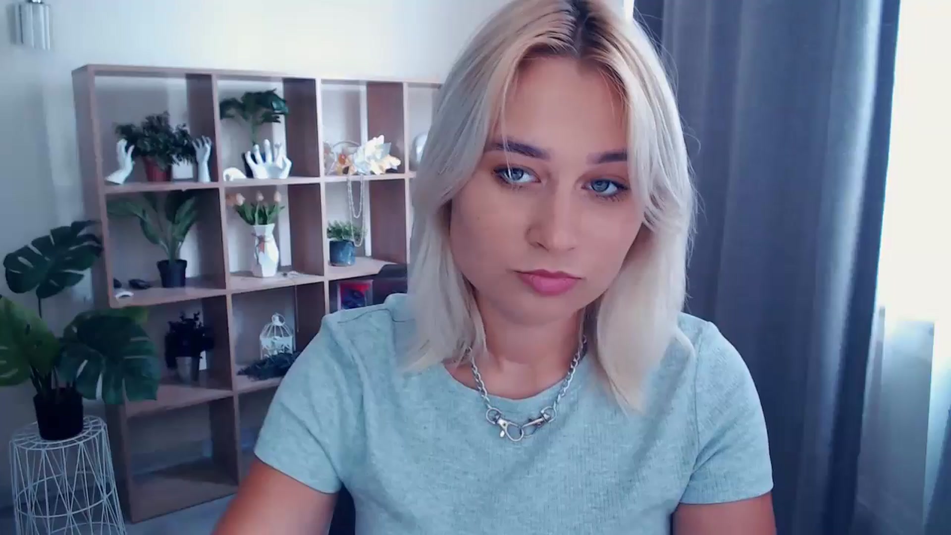 Gallery image thumbnail from Kukla_kolduna's myfreecams stream on, 06/16/2024, 12:06 image 14 of 20