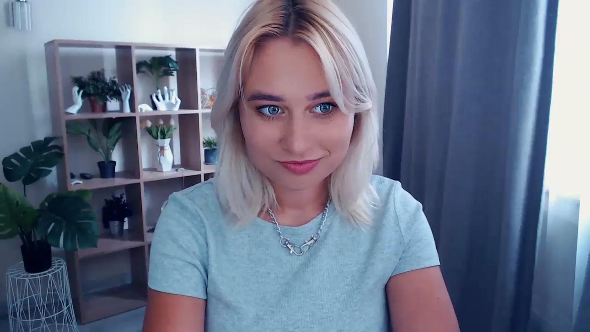 Gallery image thumbnail from Kukla_kolduna's myfreecams stream on, 06/16/2024, 12:06 image 6 of 20