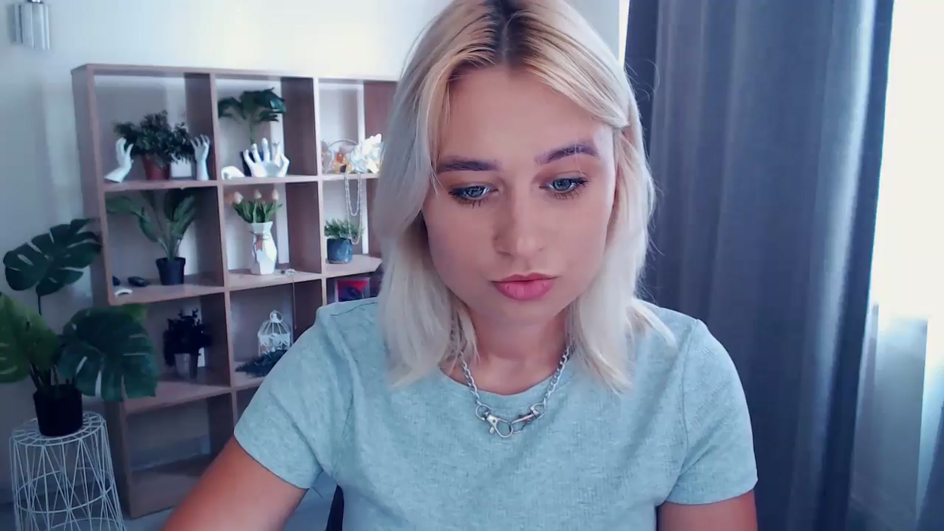 Gallery image thumbnail from Kukla_kolduna's myfreecams stream on, 06/16/2024, 12:06 image 18 of 20