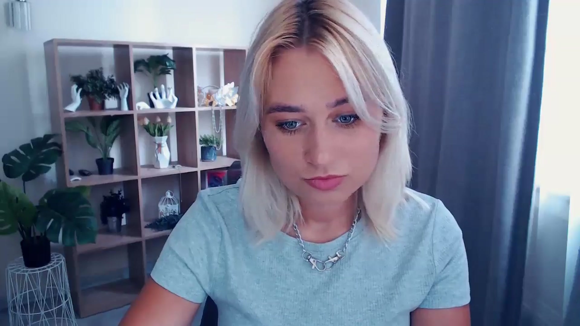 Gallery image thumbnail from Kukla_kolduna's myfreecams stream on, 06/16/2024, 12:06 image 10 of 20