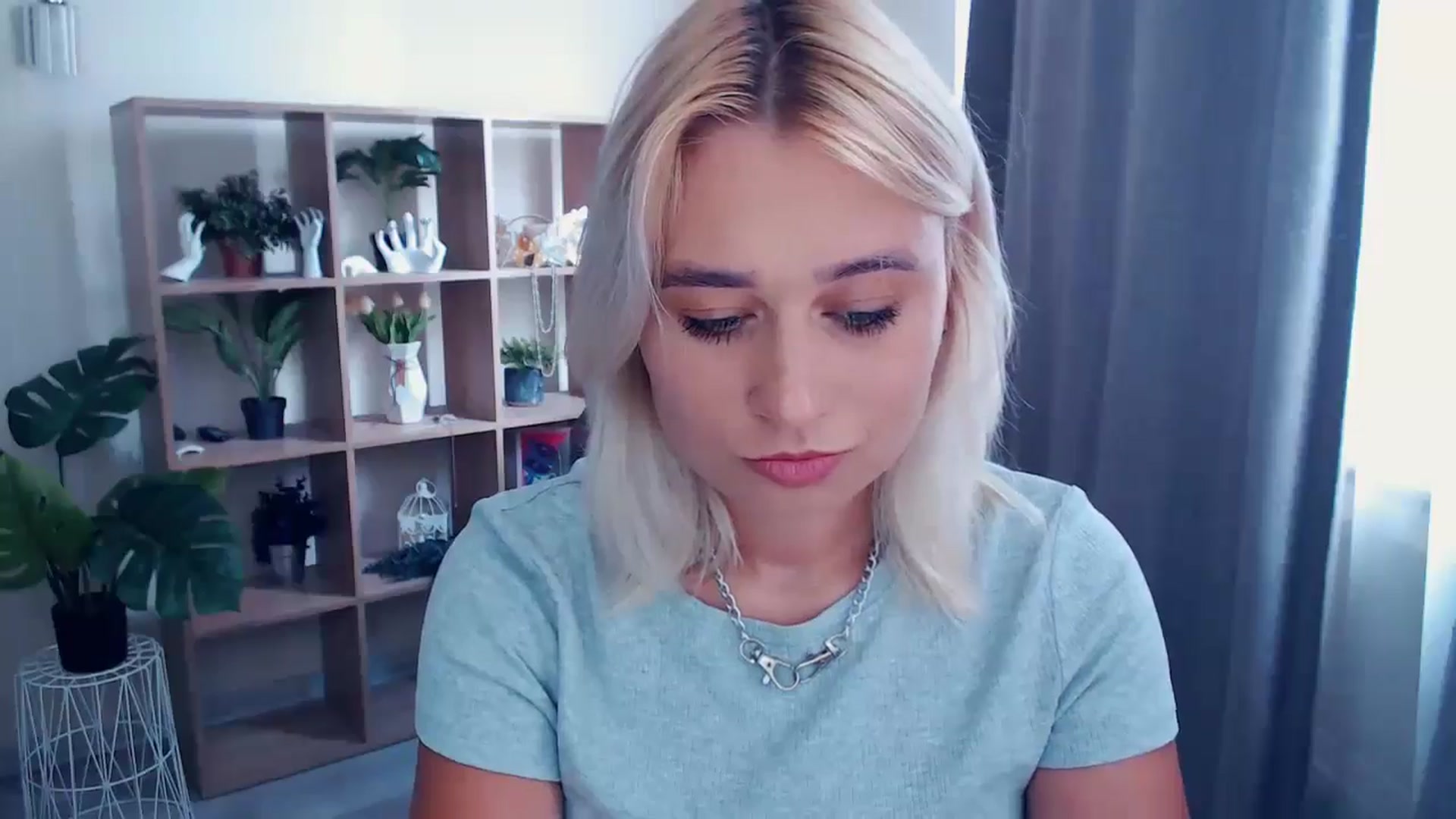 Gallery image thumbnail from Kukla_kolduna's myfreecams stream on, 06/16/2024, 12:06 image 19 of 20