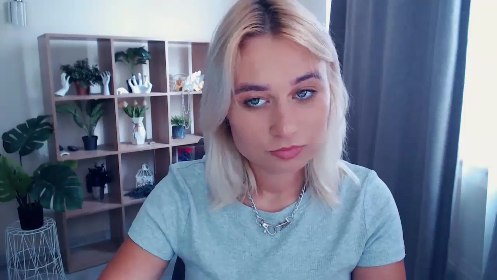 Gallery image thumbnail from Kukla_kolduna's myfreecams stream on, 06/16/2024, 12:06 image 15 of 20