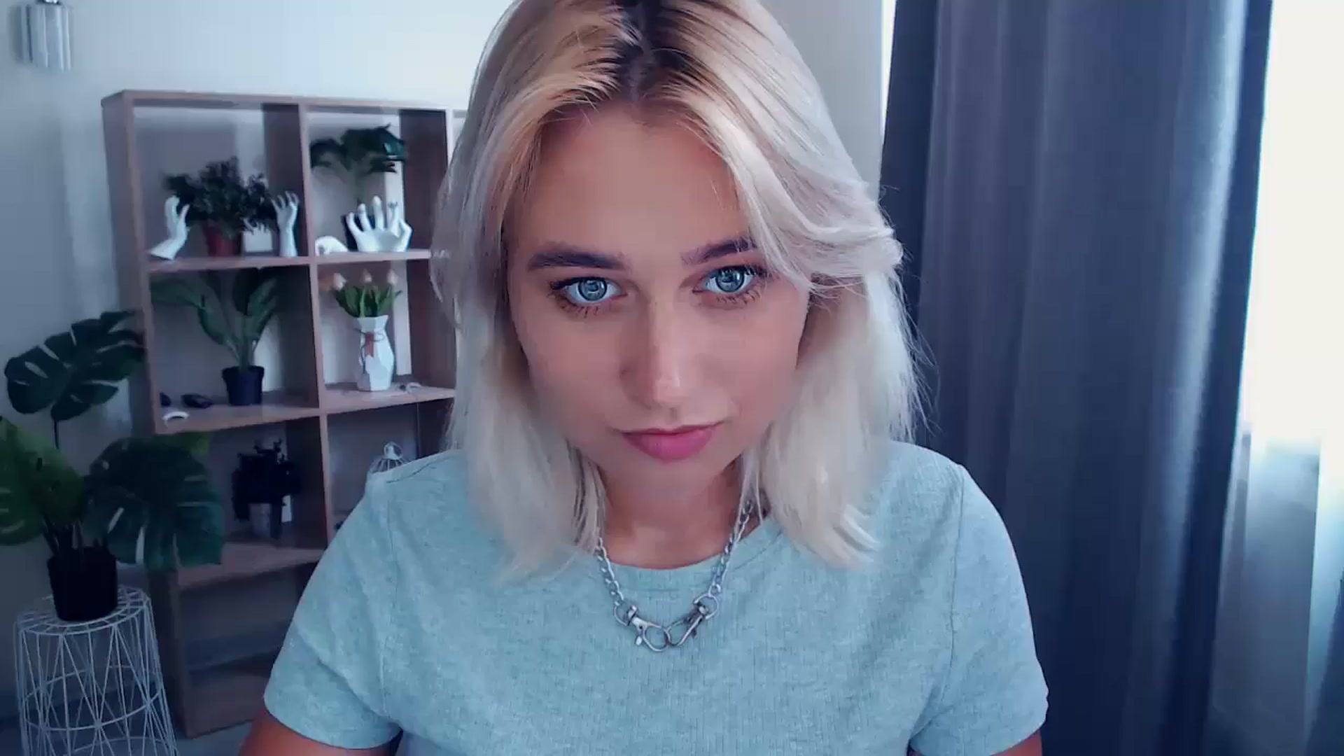 Gallery image thumbnail from Kukla_kolduna's myfreecams stream on, 06/16/2024, 12:53 image 16 of 20