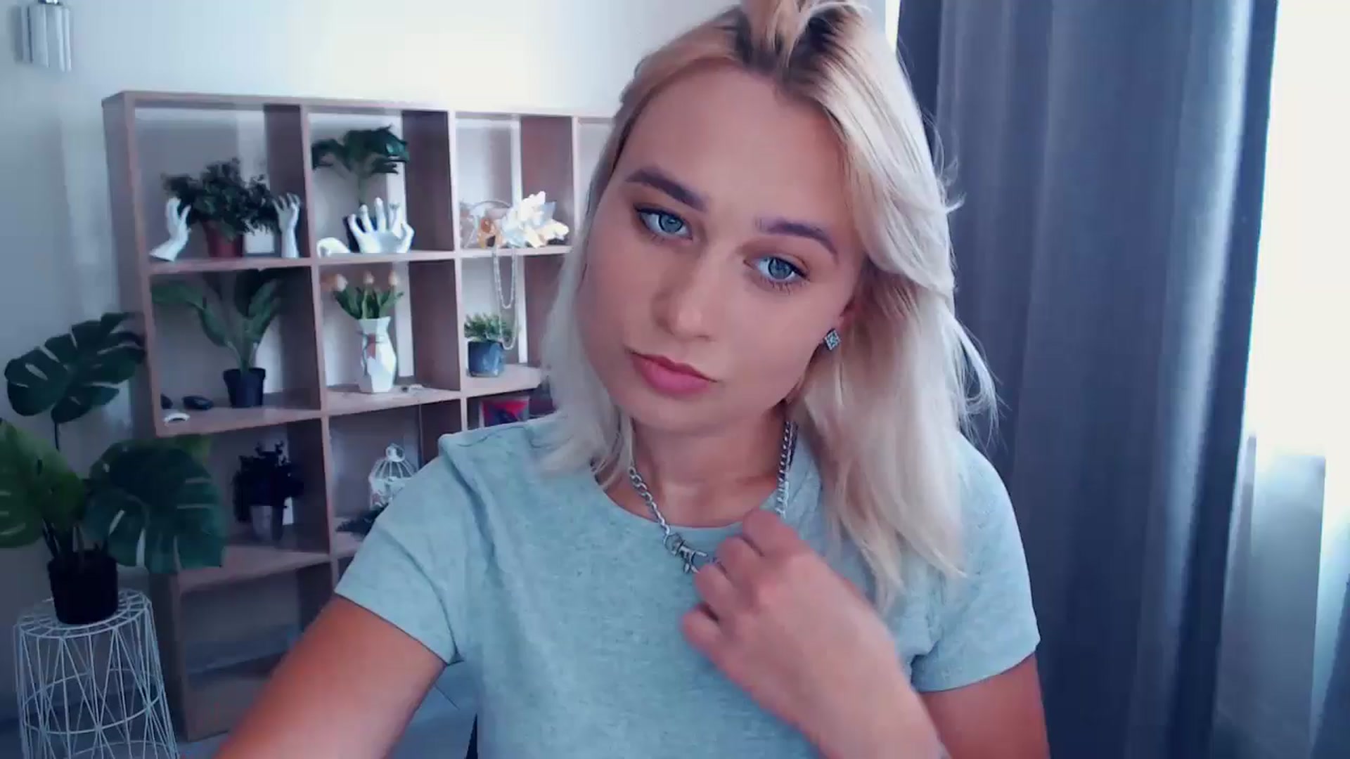 Gallery image thumbnail from Kukla_kolduna's myfreecams stream on, 06/16/2024, 12:53 image 3 of 20