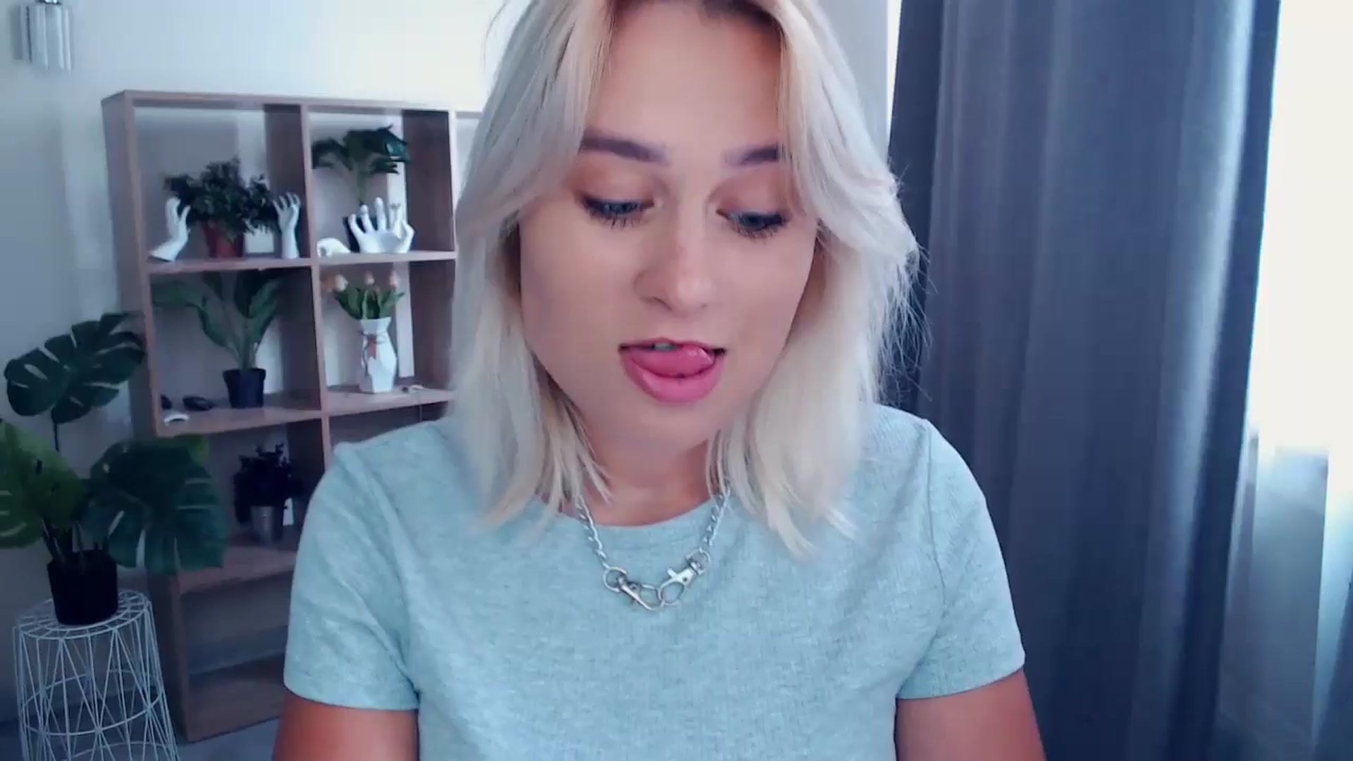 Gallery image thumbnail from Kukla_kolduna's myfreecams stream on, 06/16/2024, 12:53 image 9 of 20